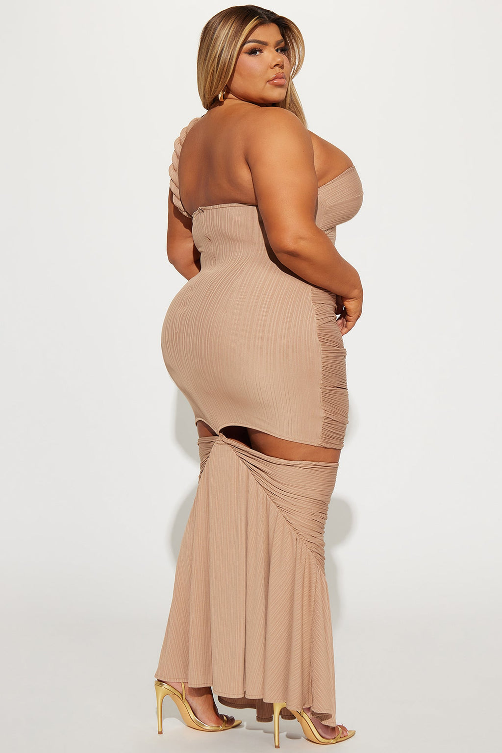 Twist It Up Maxi Dress - Taupe