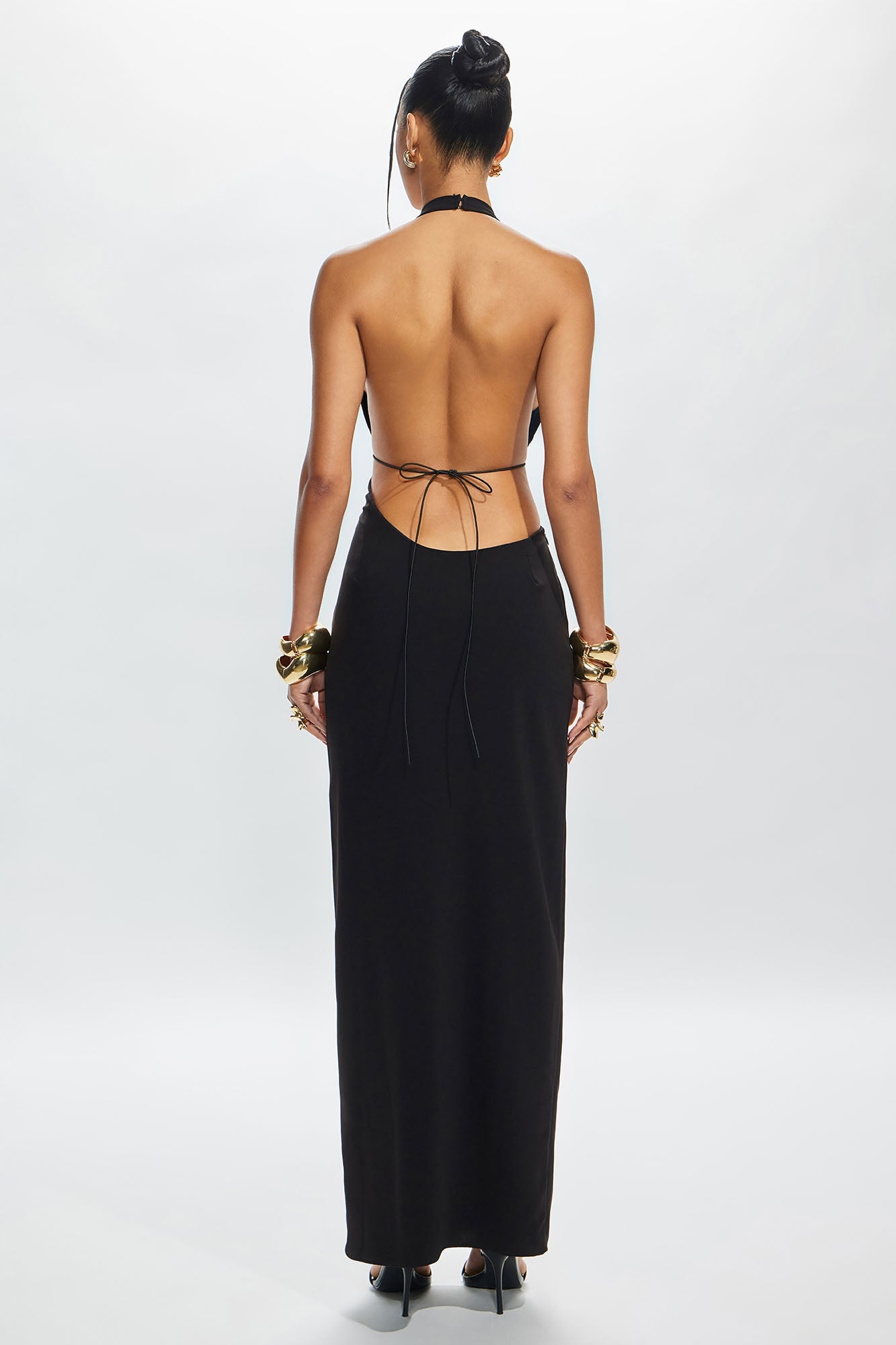 Isabella Plunge Maxi Dress - Black