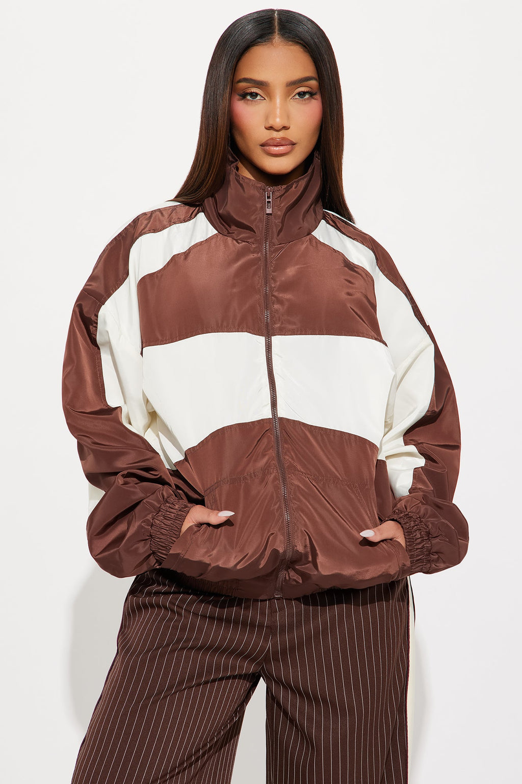 Gone Hiking Windbreaker - Chocolate/Combo