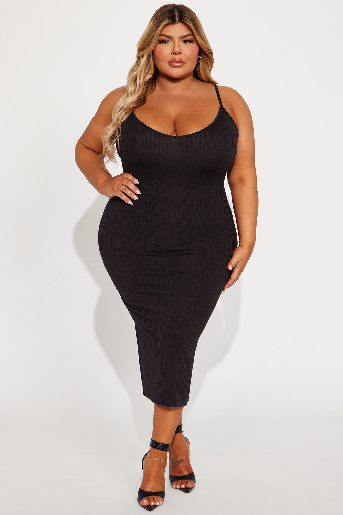 Brenda Ribbed Midi Dress - Black