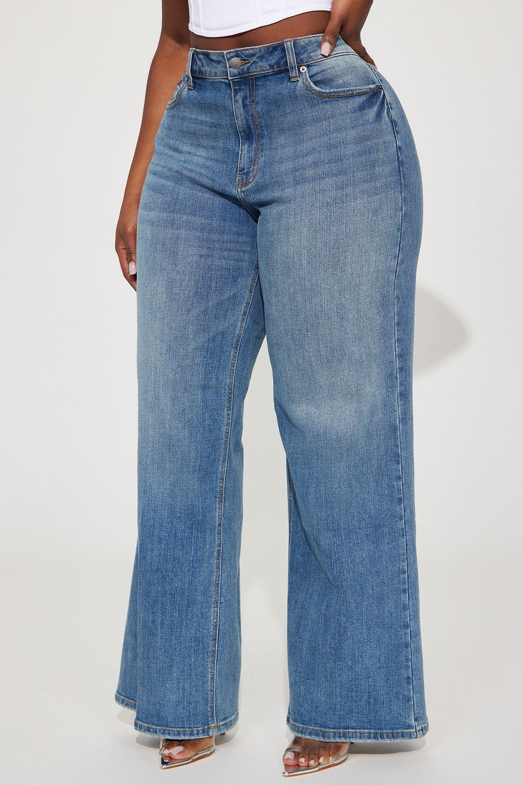Stick To It Baggy Jeans - Medium Wash