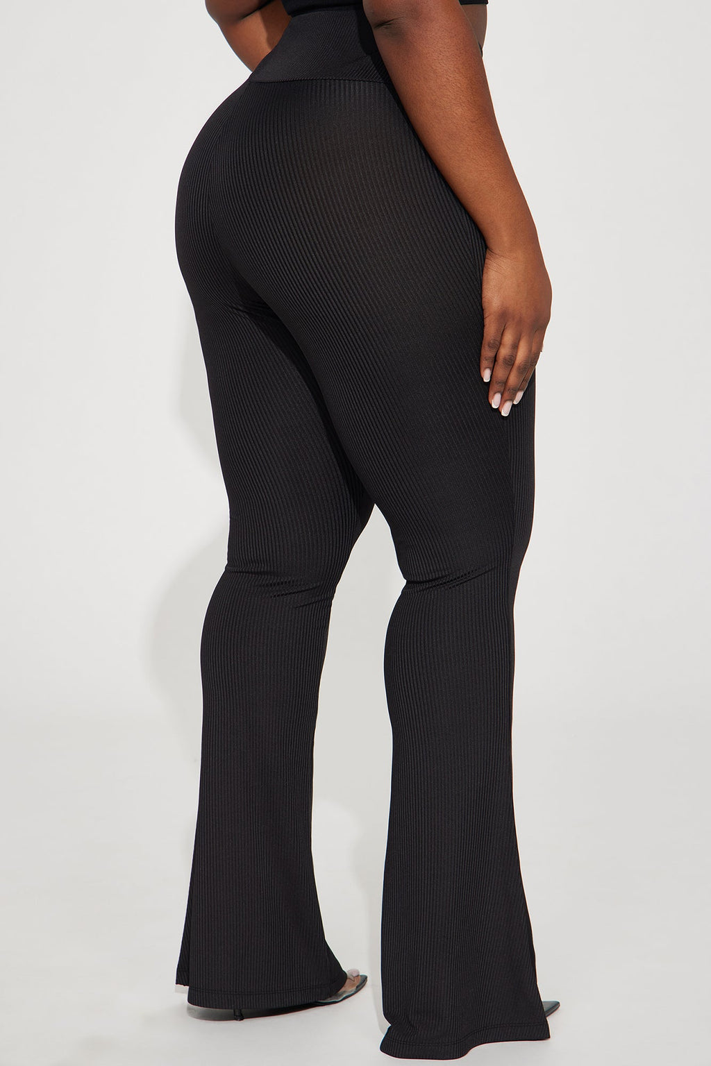Amber Ribbed Flare Pant - Black