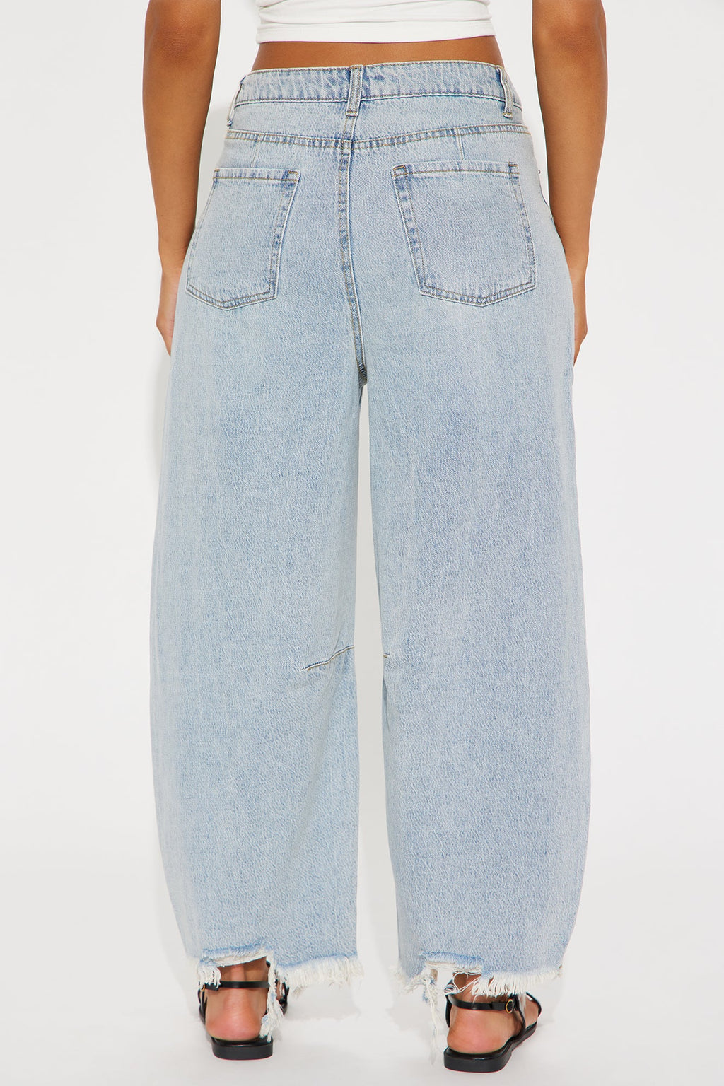 Patron Fray Hem Cropped Barrel Jean - Vintage Wash