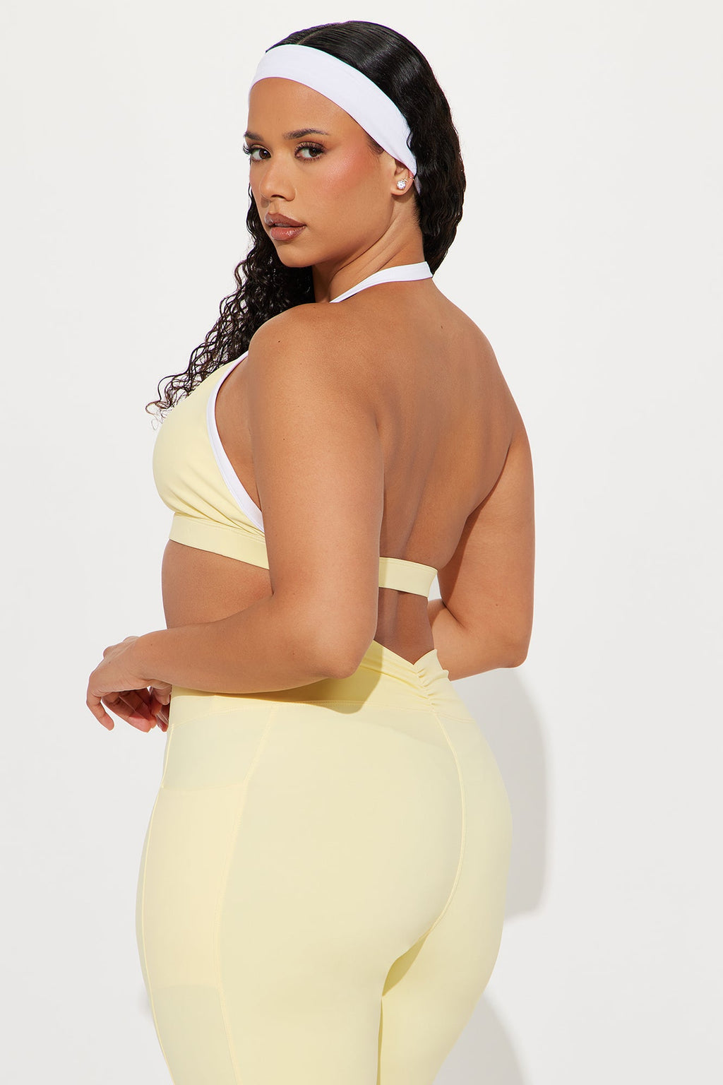 Tennis Club Sports Bra - Butter Yellow