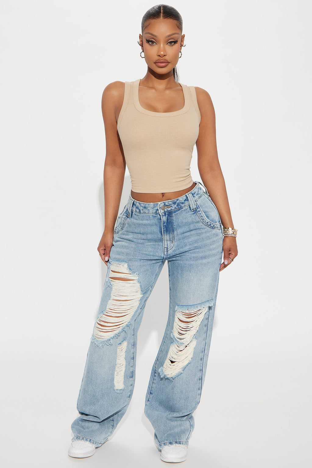 Sticking Around Ripped Straight Leg Jeans - Medium Wash