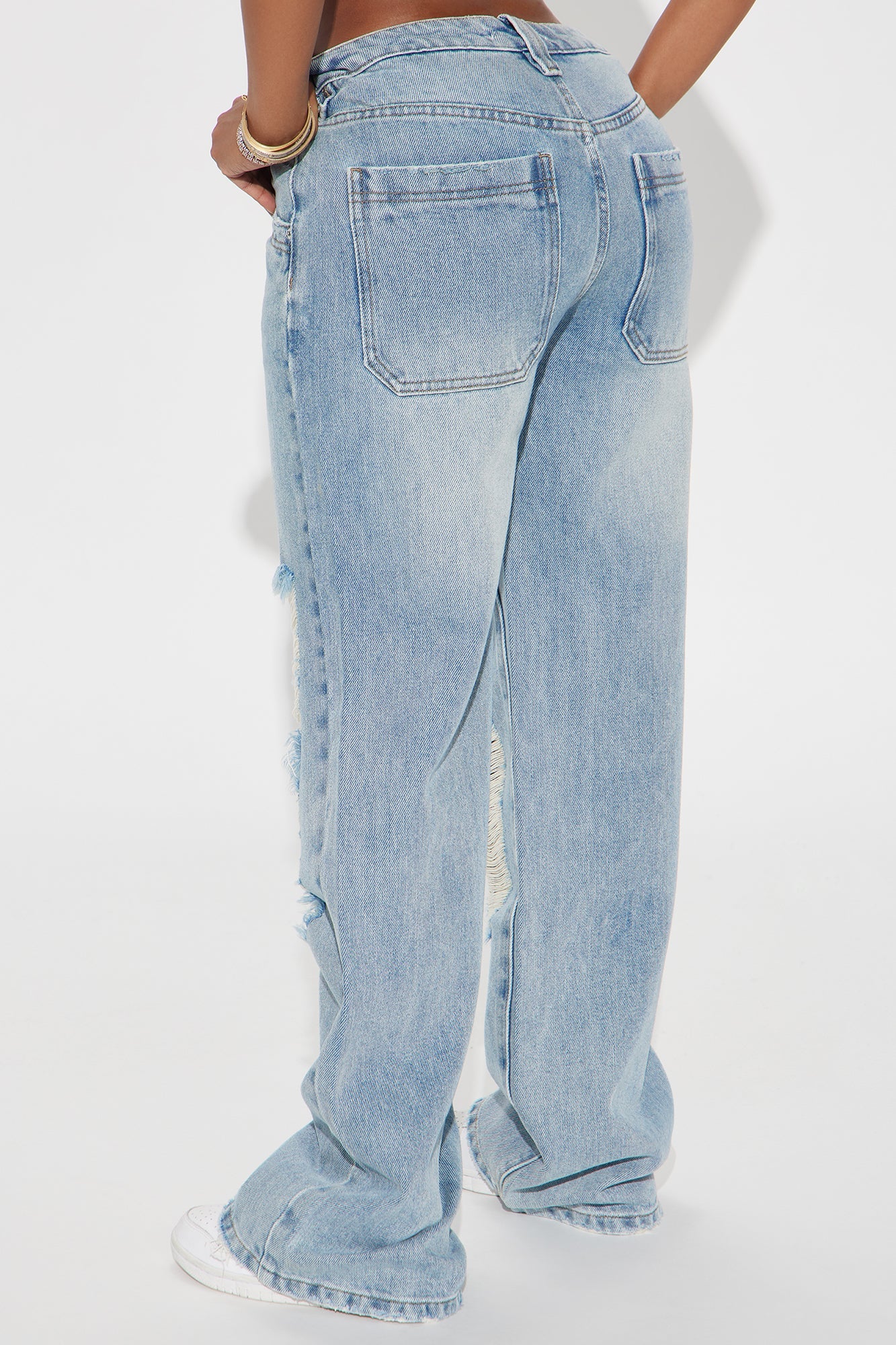 Sticking Around Ripped Straight Leg Jeans - Medium Wash