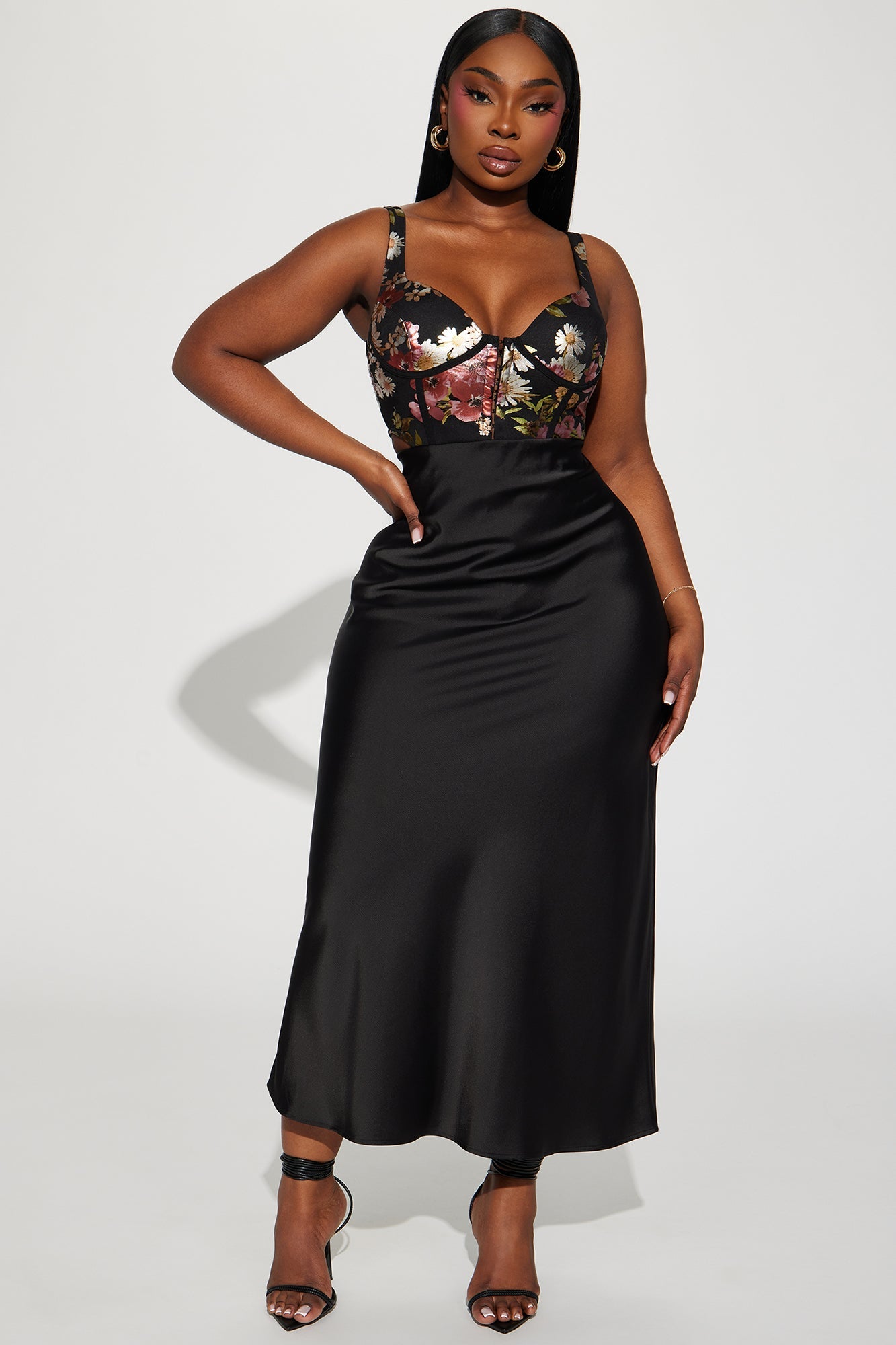 Brunch to GNO Satin Maxi Skirt - Black