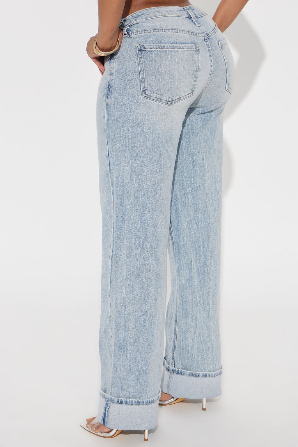 Briana Low Rise Cuffed Wide Leg Jeans - Vintage Wash