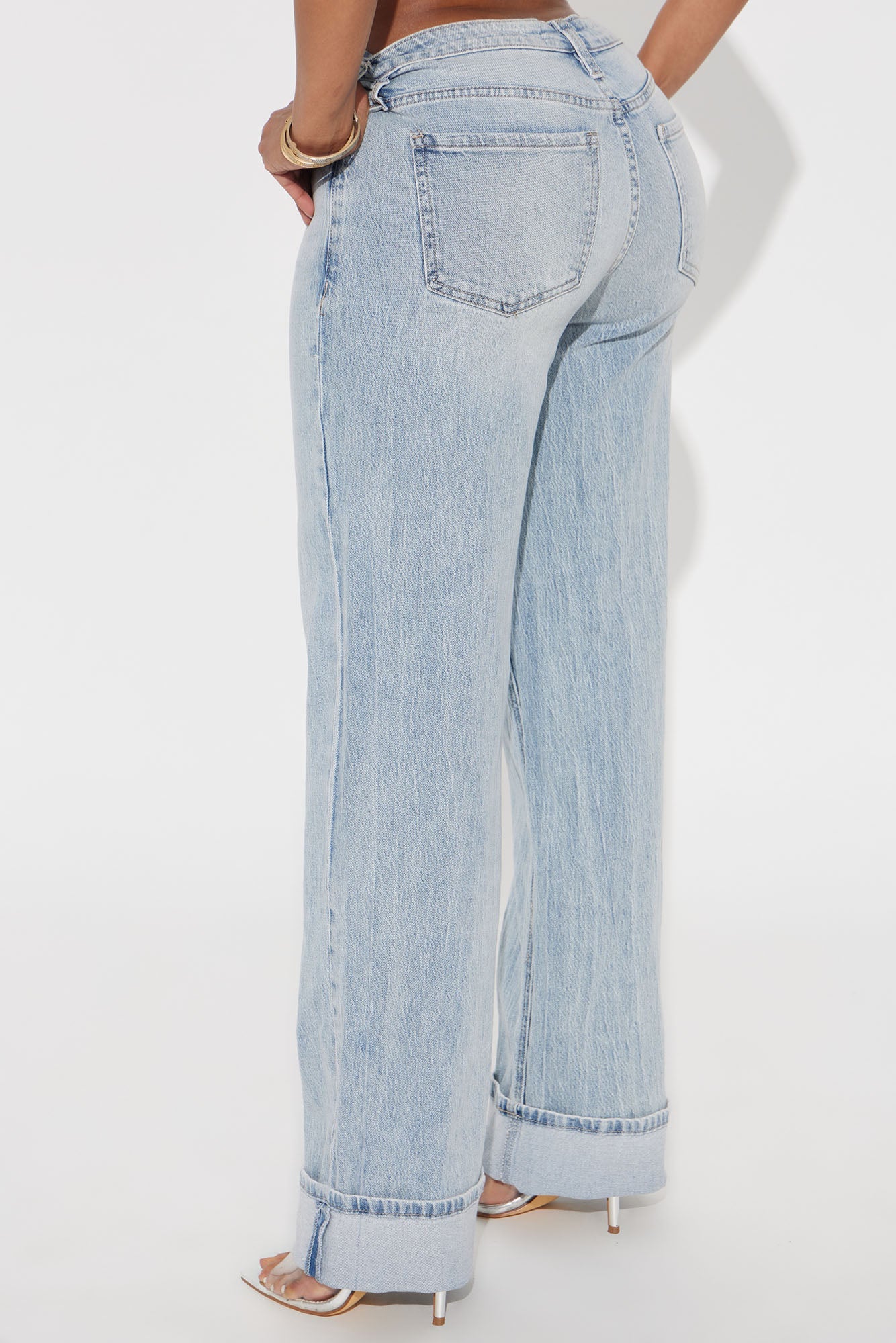 Briana Low Rise Cuffed Wide Leg Jeans - Vintage Wash
