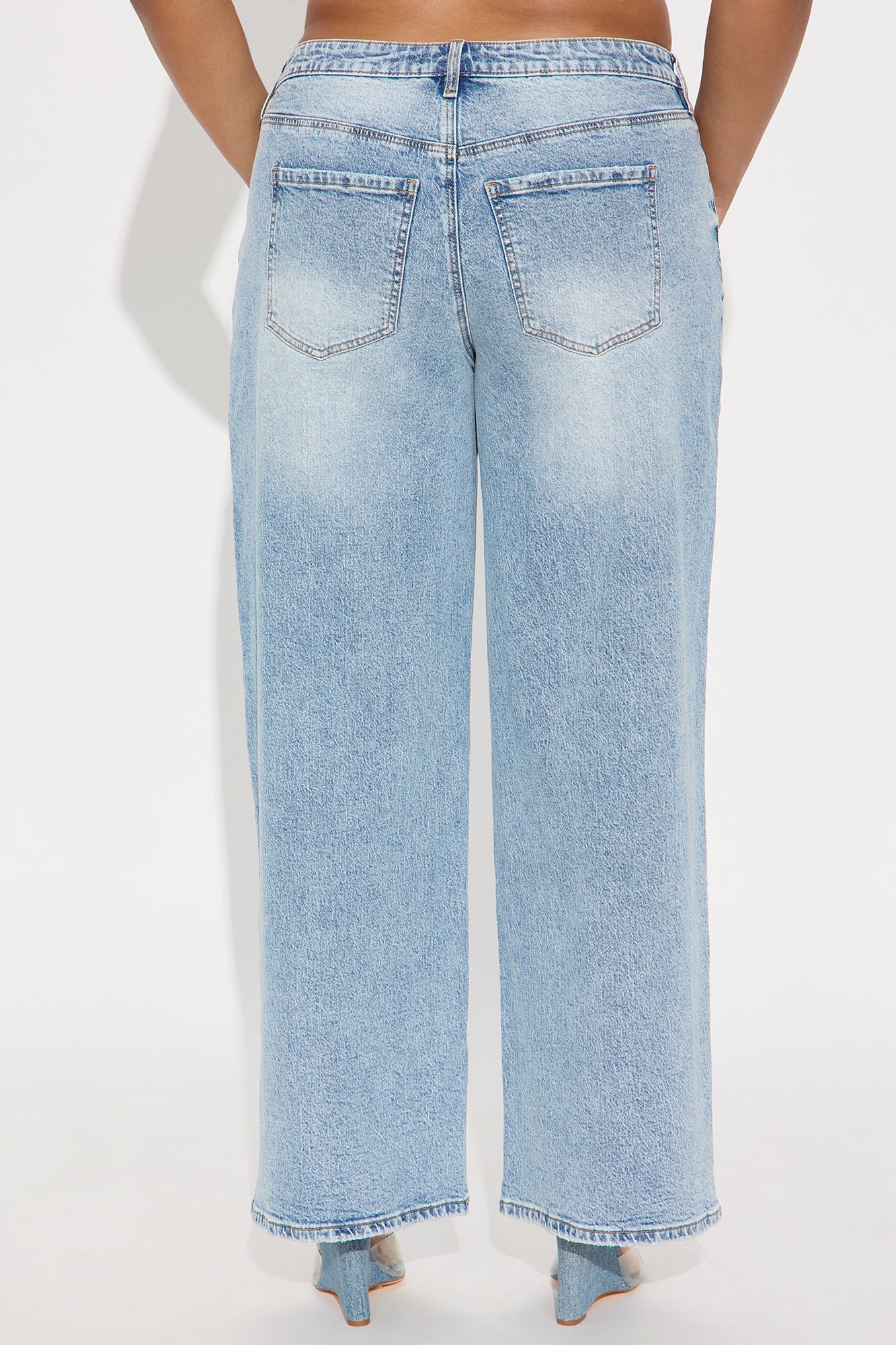 Still Going Strong Baggy Wide Leg Jeans - Light Wash