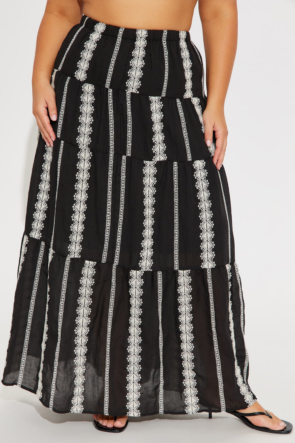 Nerina Embroidered Tiered Maxi Skirt - Black/combo