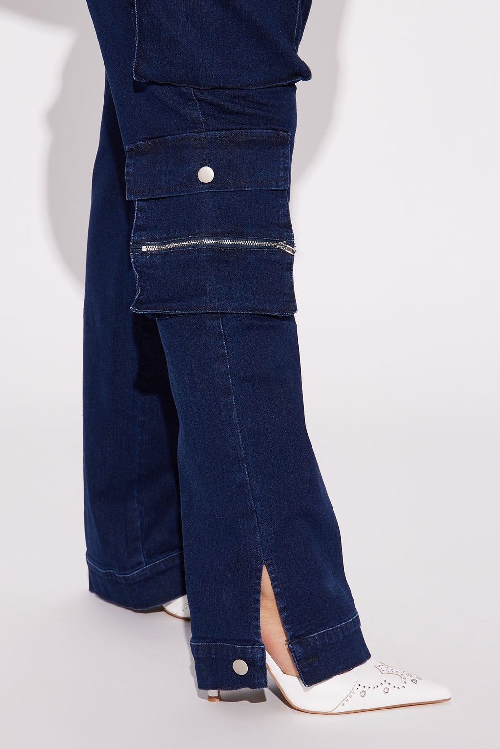 Out Of My Way Stretch Cargo Jean - Dark Wash