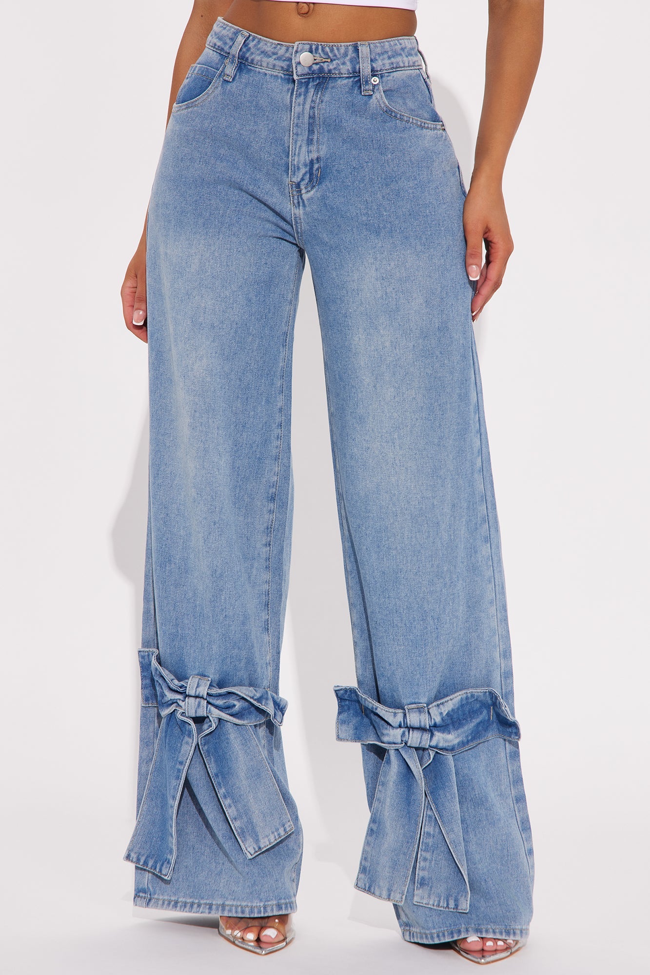 Take a Bow Wide Leg Jean - Medium Wash