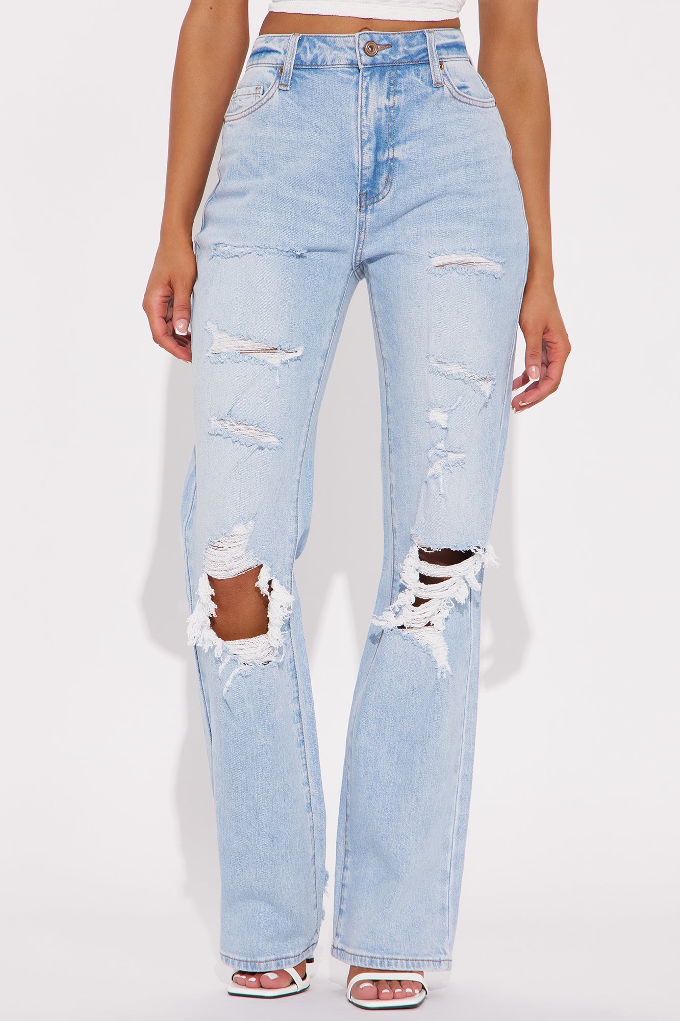 Posted Stretch Ripped Straight Leg Jeans - Light Wash