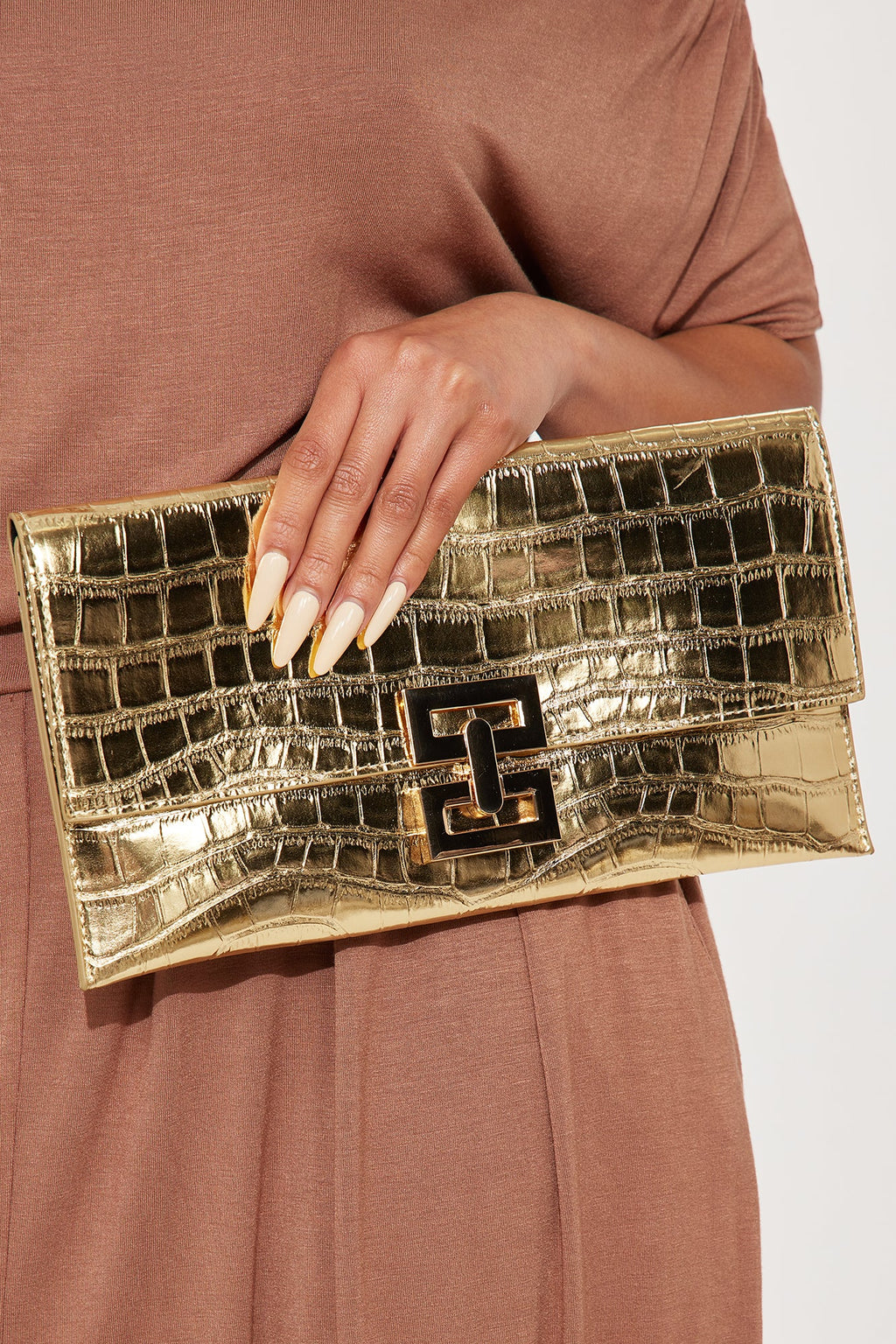 Nicole Clutch - Gold