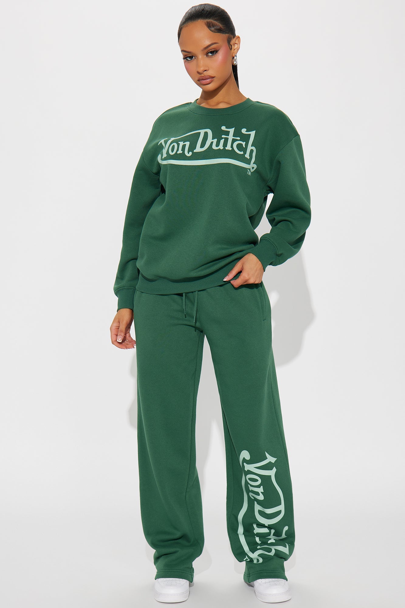 Von Dutch Distressed Crewneck Sweatshirt - Hunter Green