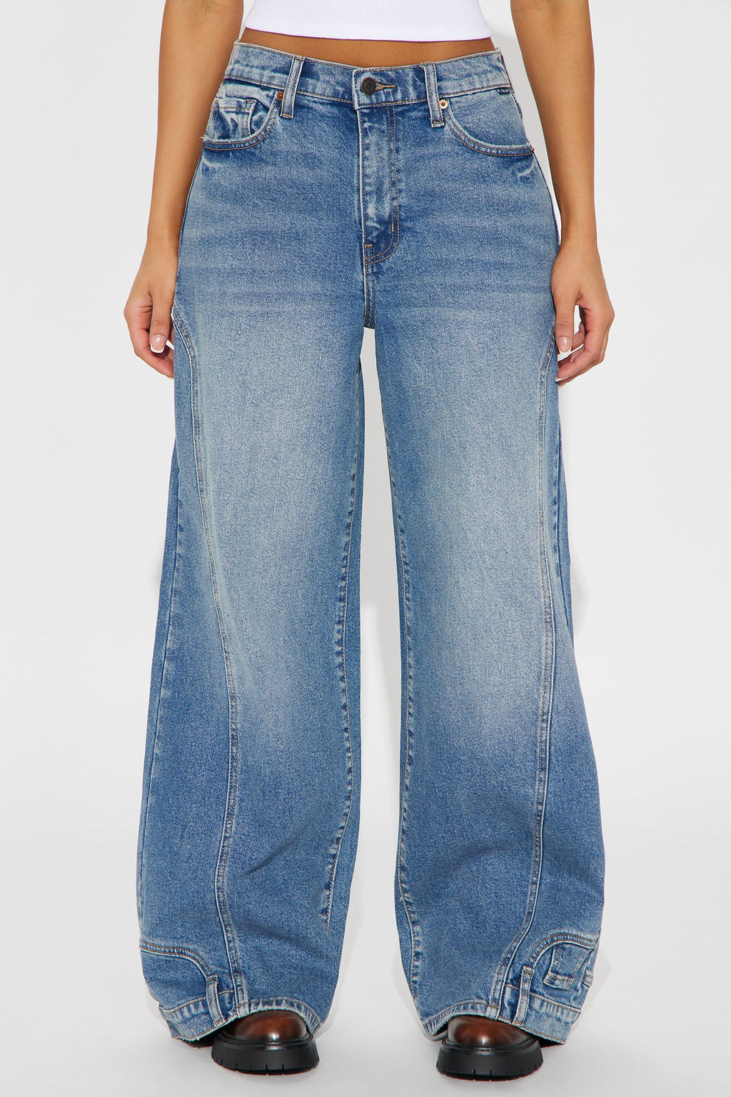 Zene Reconstructed Wide Leg Jeans - Medium Wash