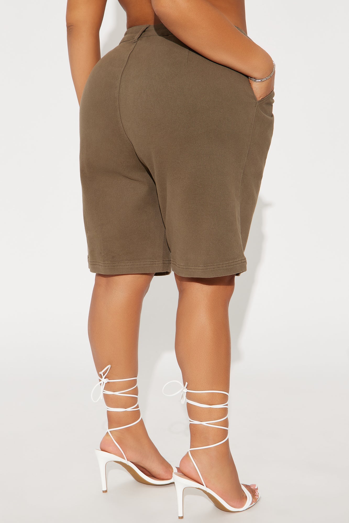 Adessa Bermuda Short - Olive