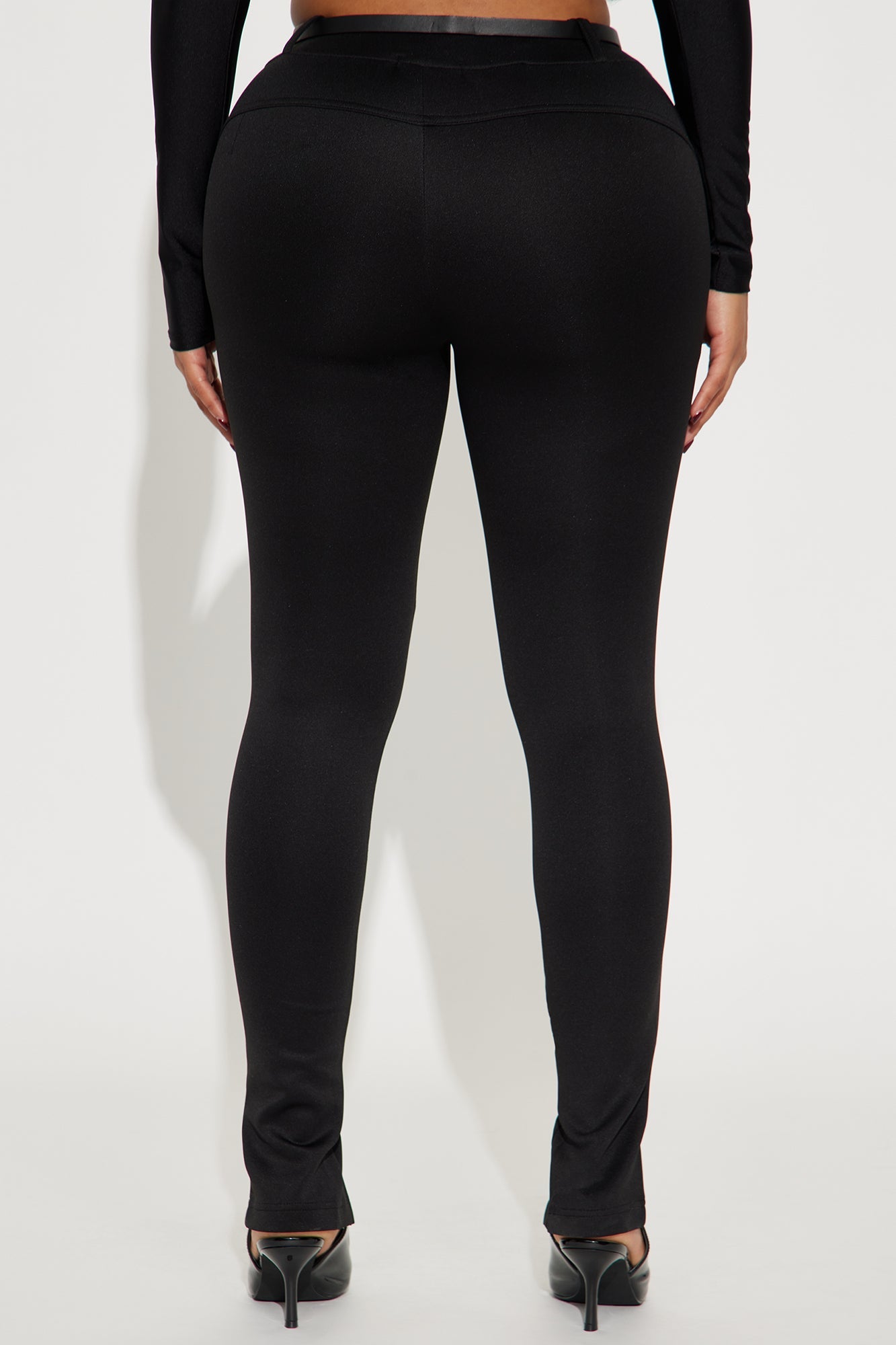 What Do You Know Belted Legging - Black