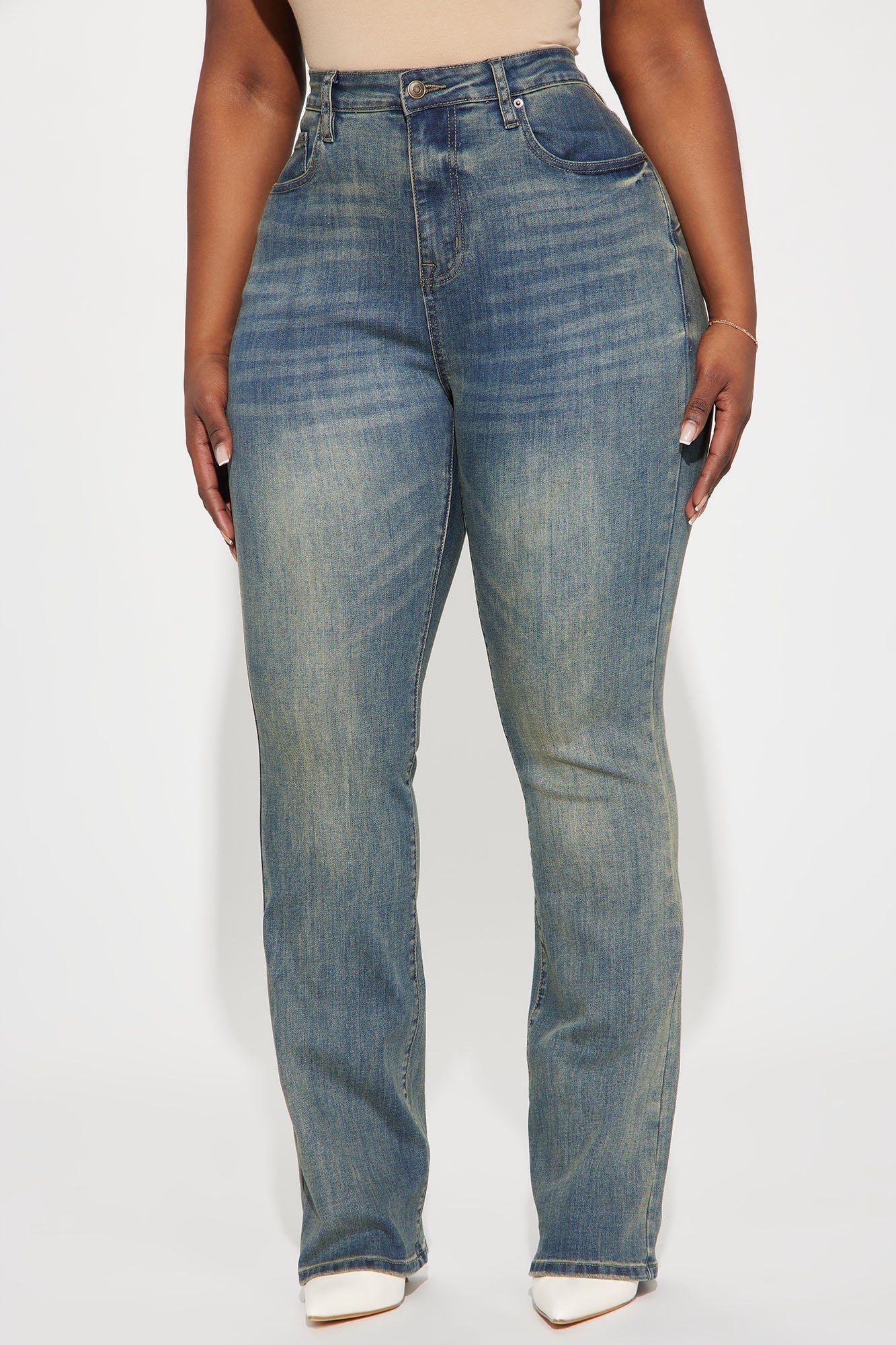 Vera Sculpting Stretch Bootcut Jeans - Medium Wash