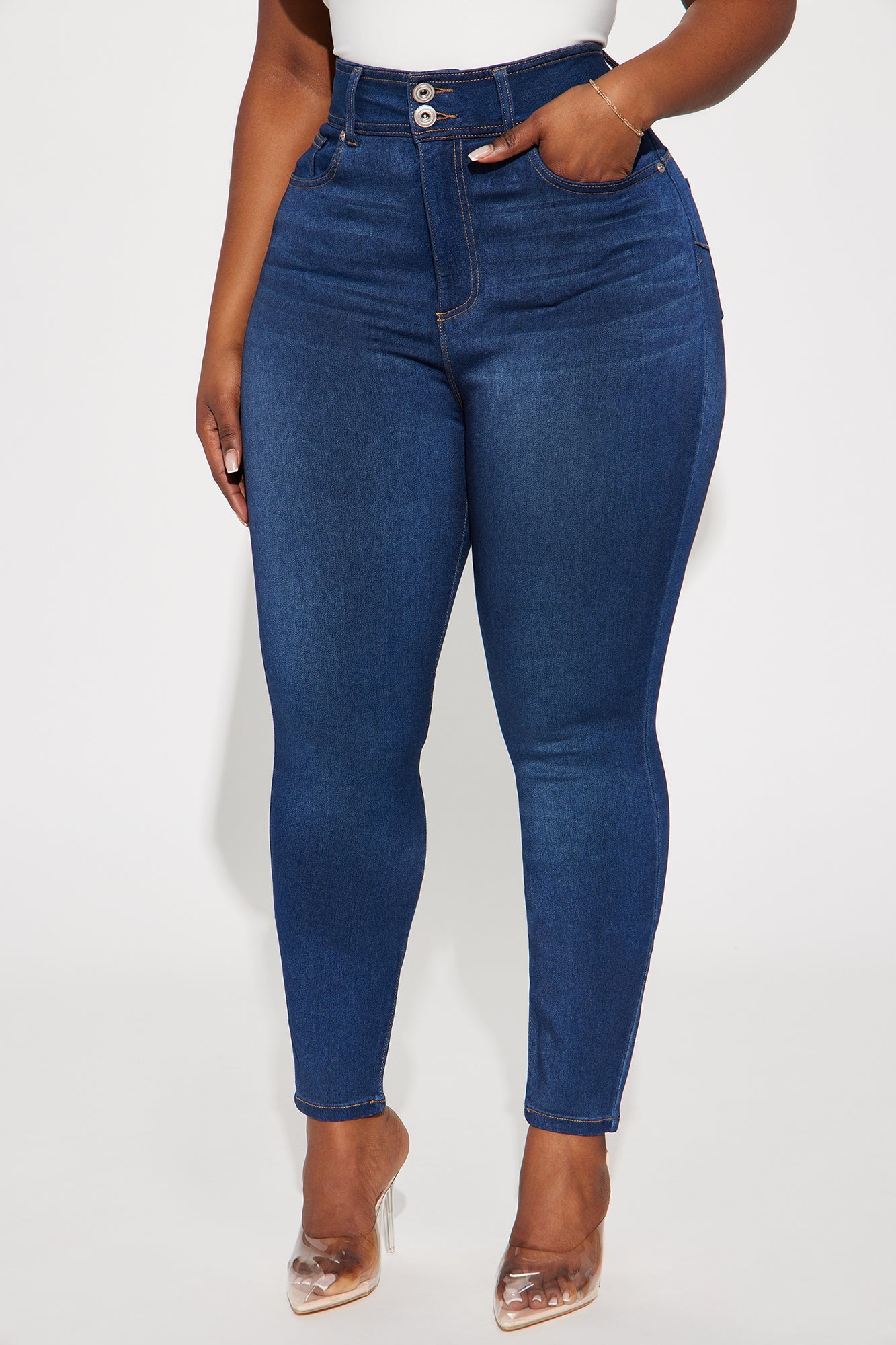 Snatch Me Tight Booty Lifter Skinny Jeans - Medium Wash