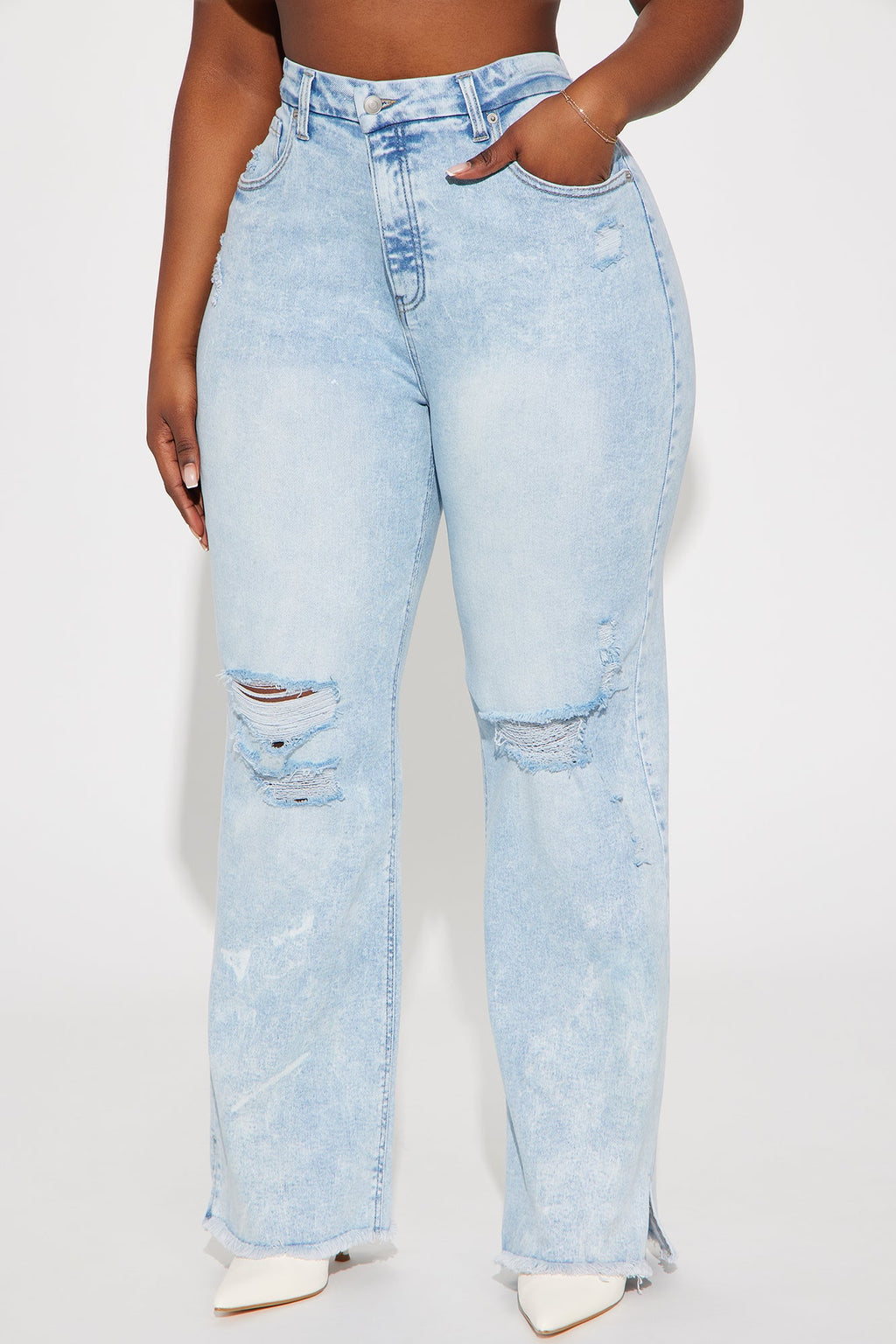 Venecia Two Way Closure Straight Leg Jeans - Light Wash