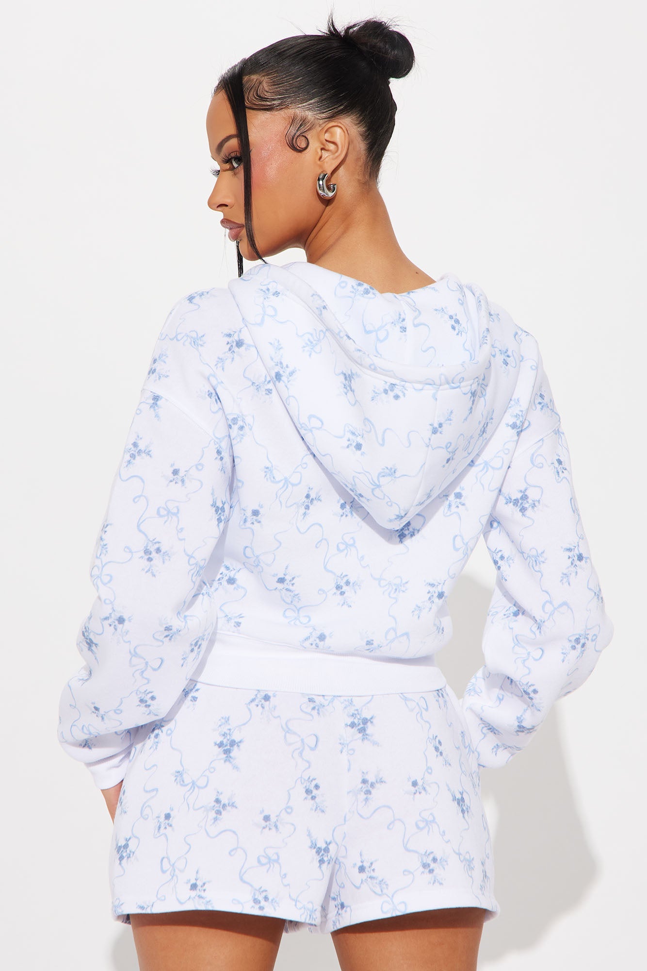 All The Flowers Fleece Short Set - White/combo