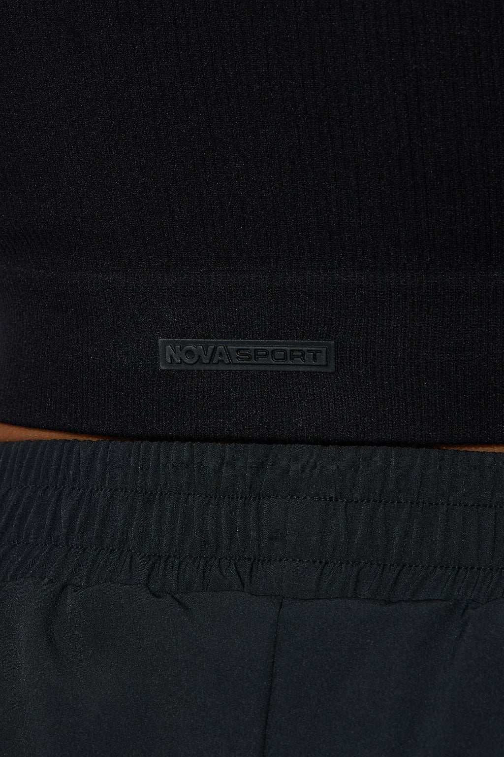 Clubhouse Charm Effortless Seamless Active Top - Black