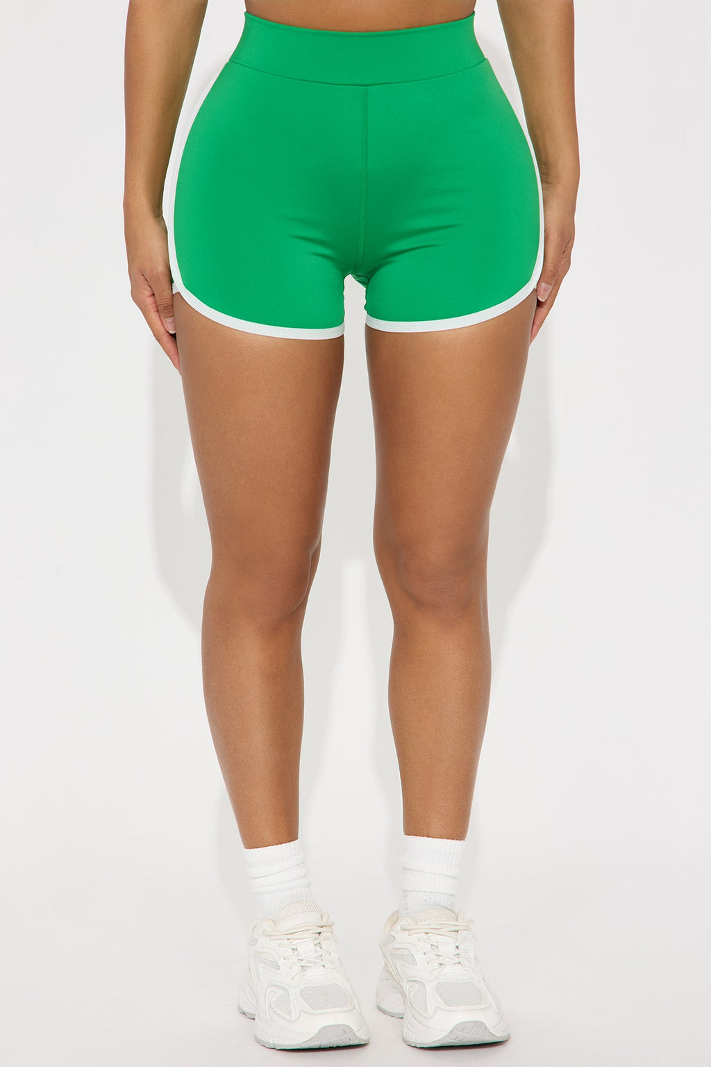 Win Again Elevate Active Short - Kelly Green