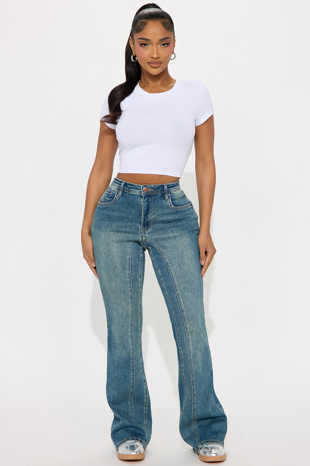 Giving Off Vibes Stretch Flare Jeans - Dark Wash