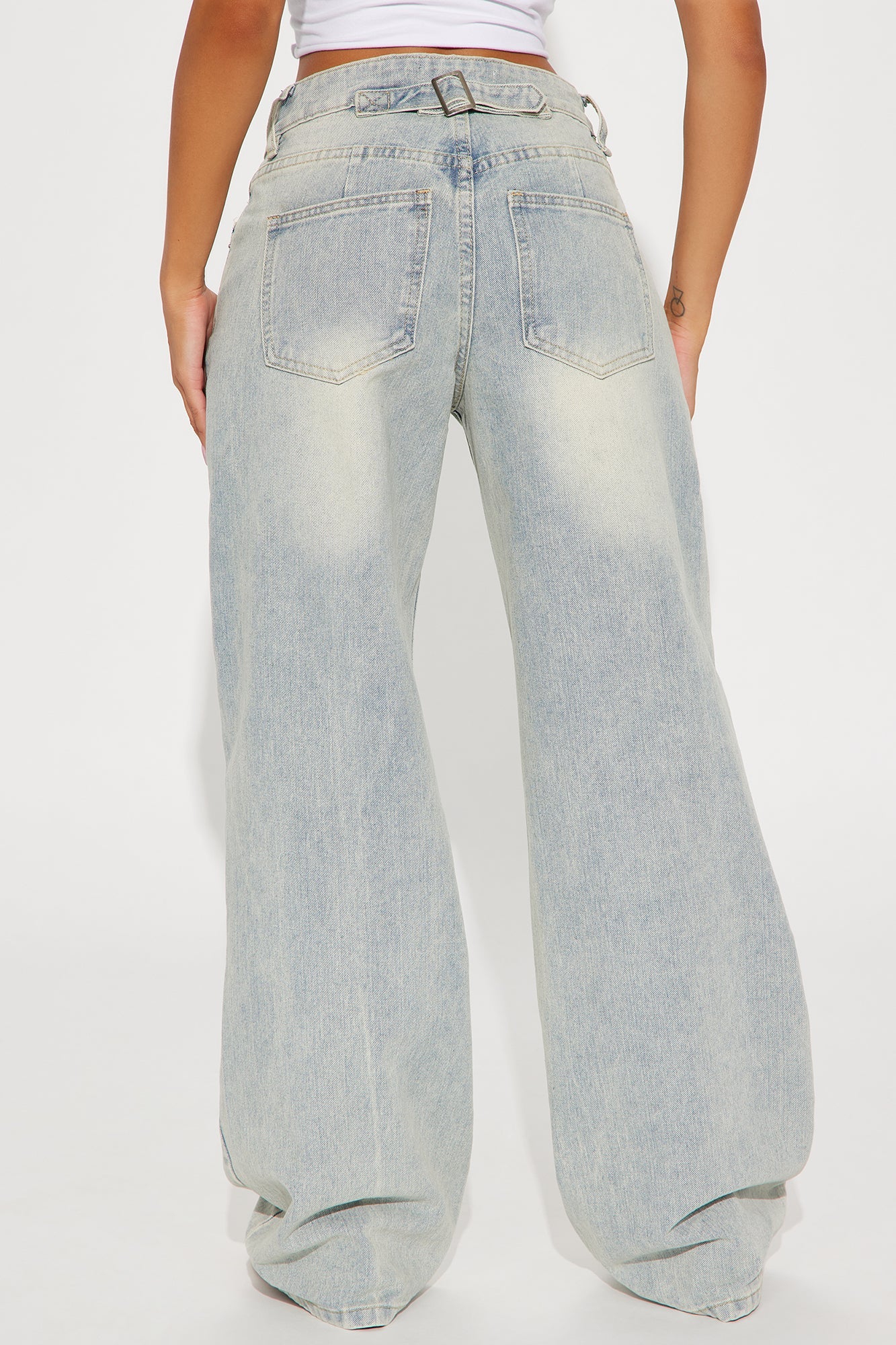 Peace Of Mind Tinted Baggy Jeans - Light Wash
