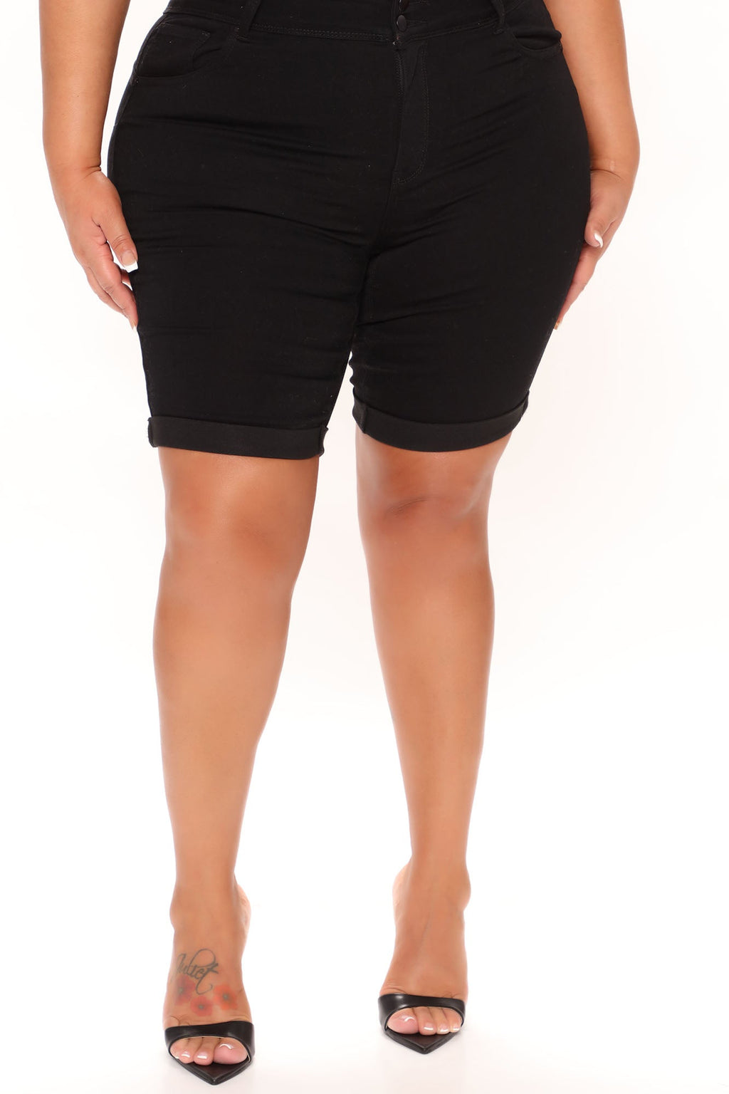 Lift Me Up Bermuda Shorts - Black