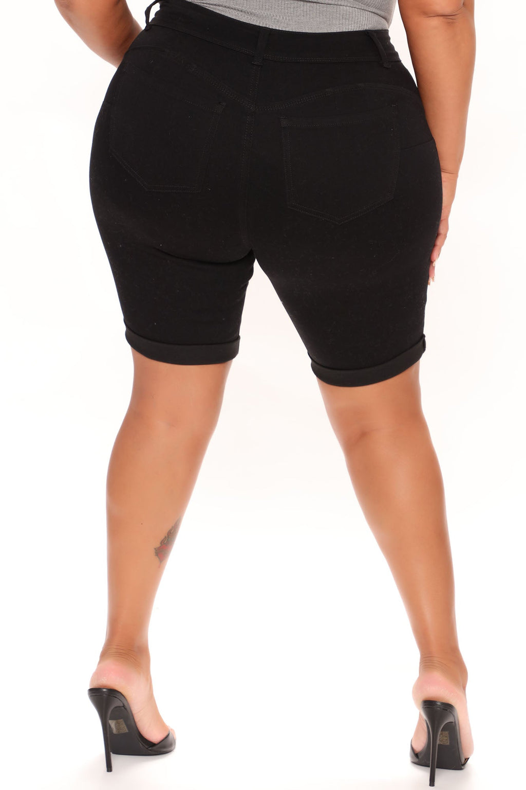 Lift Me Up Bermuda Shorts - Black