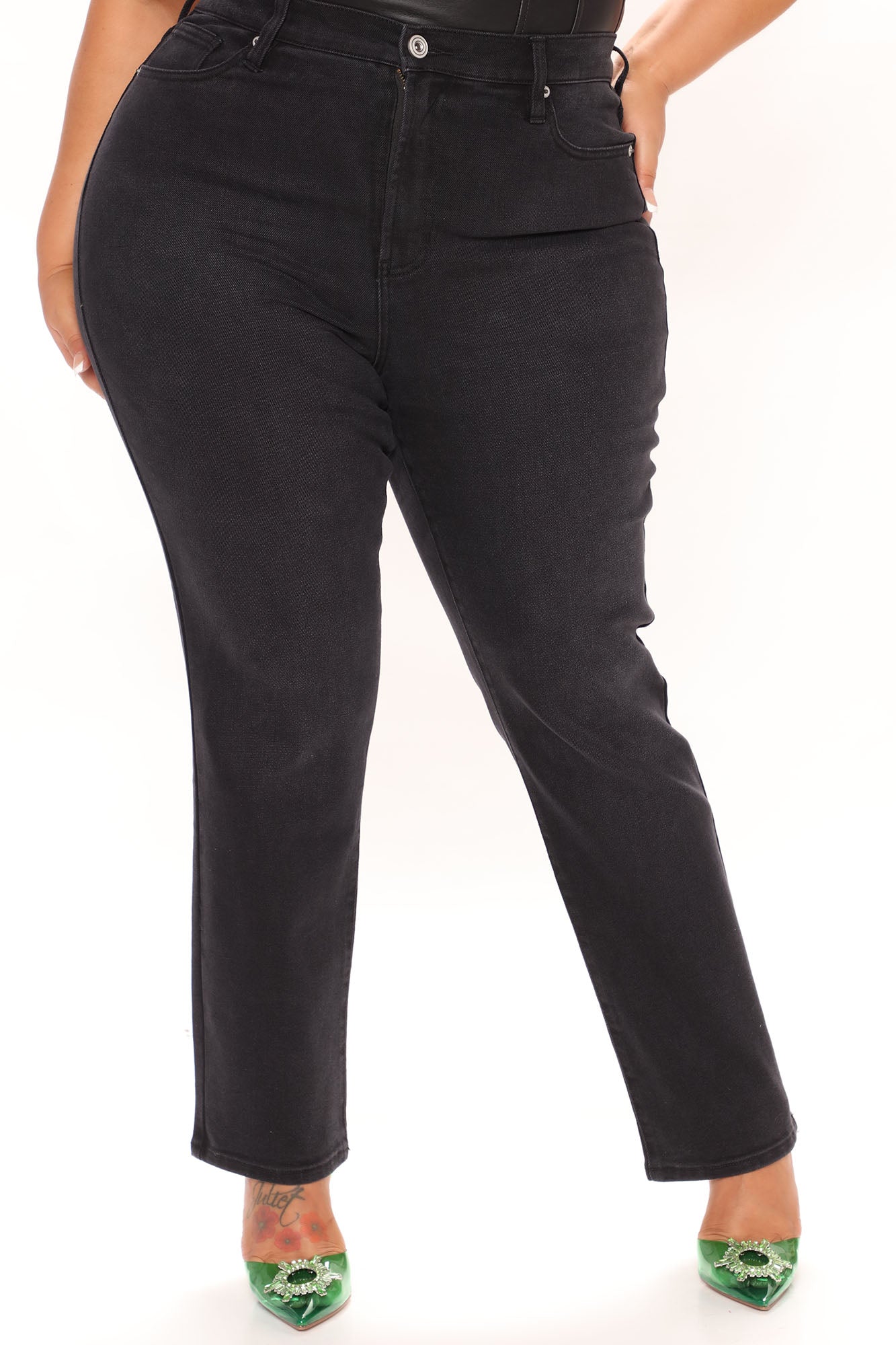 Clock Out Straight Leg Jeans - Black