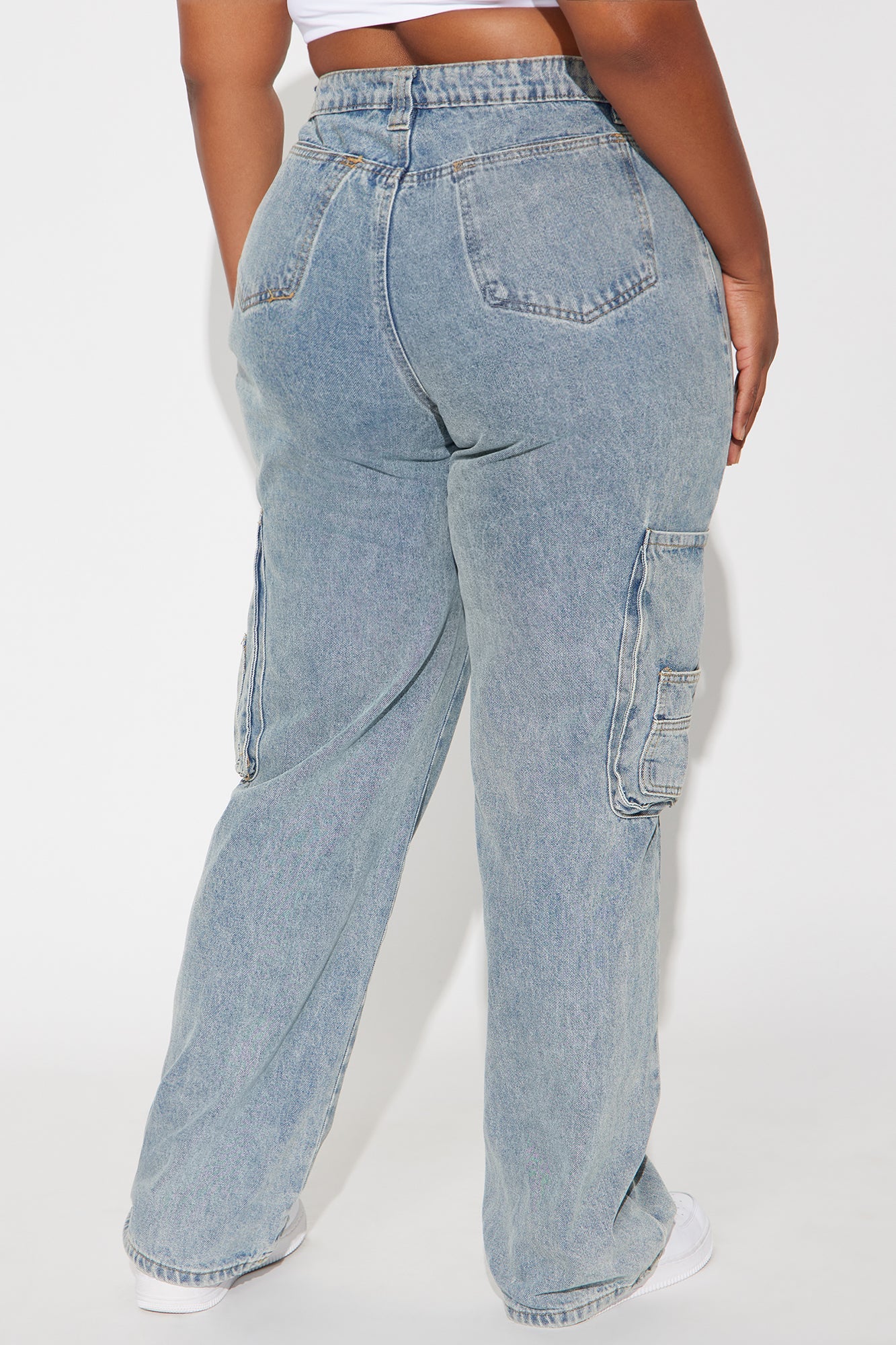 Always On The Move Cargo Straight Leg Jeans - Medium Wash