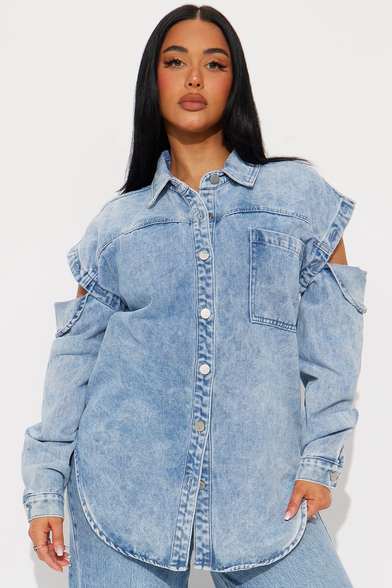 Feeling Grunge Denim Shacket - Light Wash