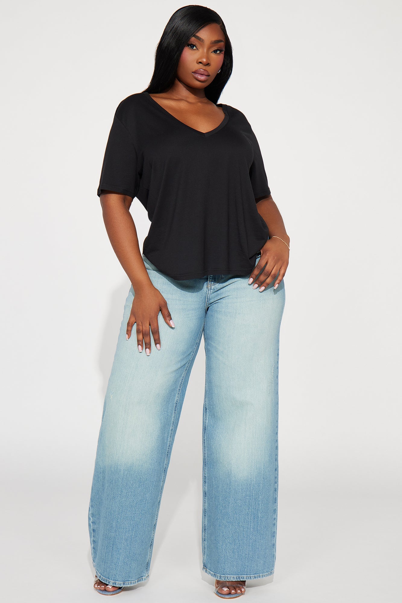 Ava V-Neck Tee - Black