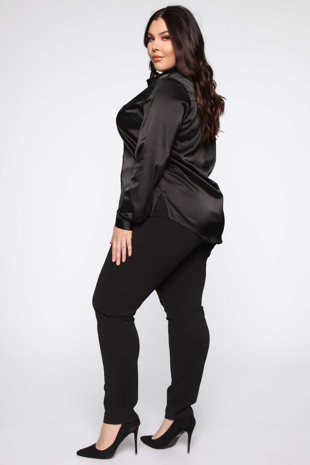 Smooth Talkin' Button Down Top - Black