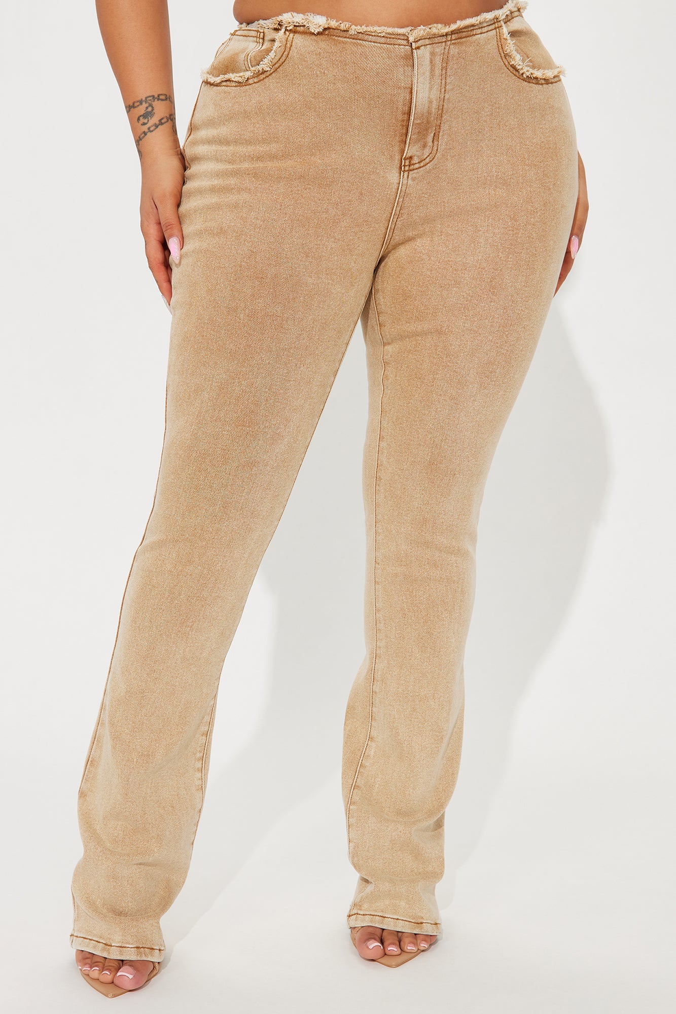 Highly Motivated Stretch Bootcut Jeans - Tan