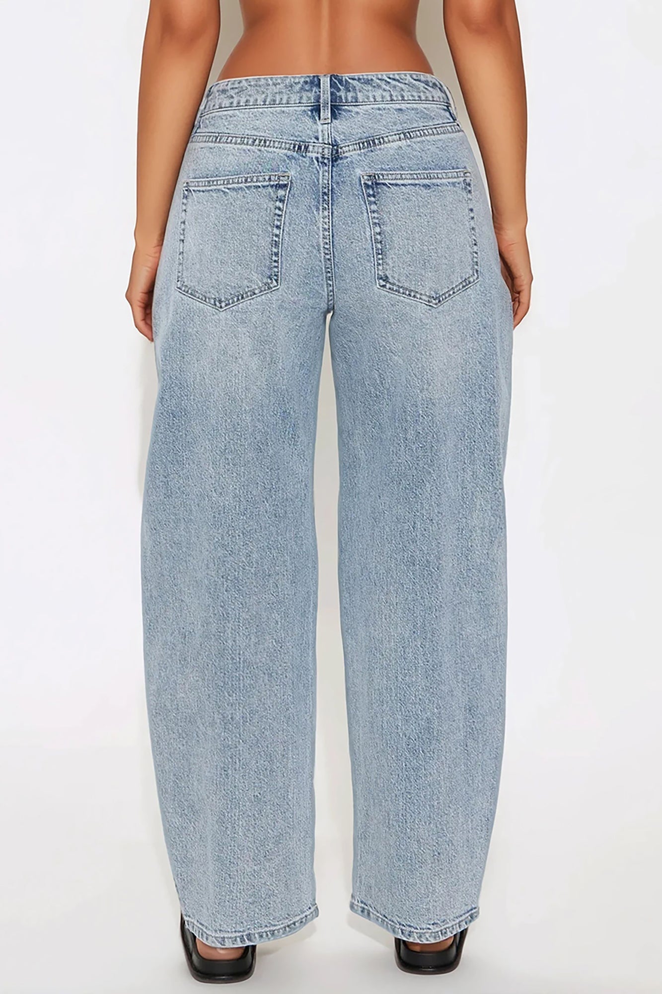 In My Aura Stretch Barrel Leg Jeans - Vintage Wash