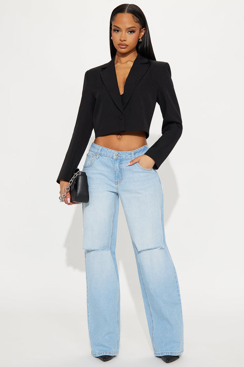 Alvie Ripped Straight Leg Jeans - Light Wash