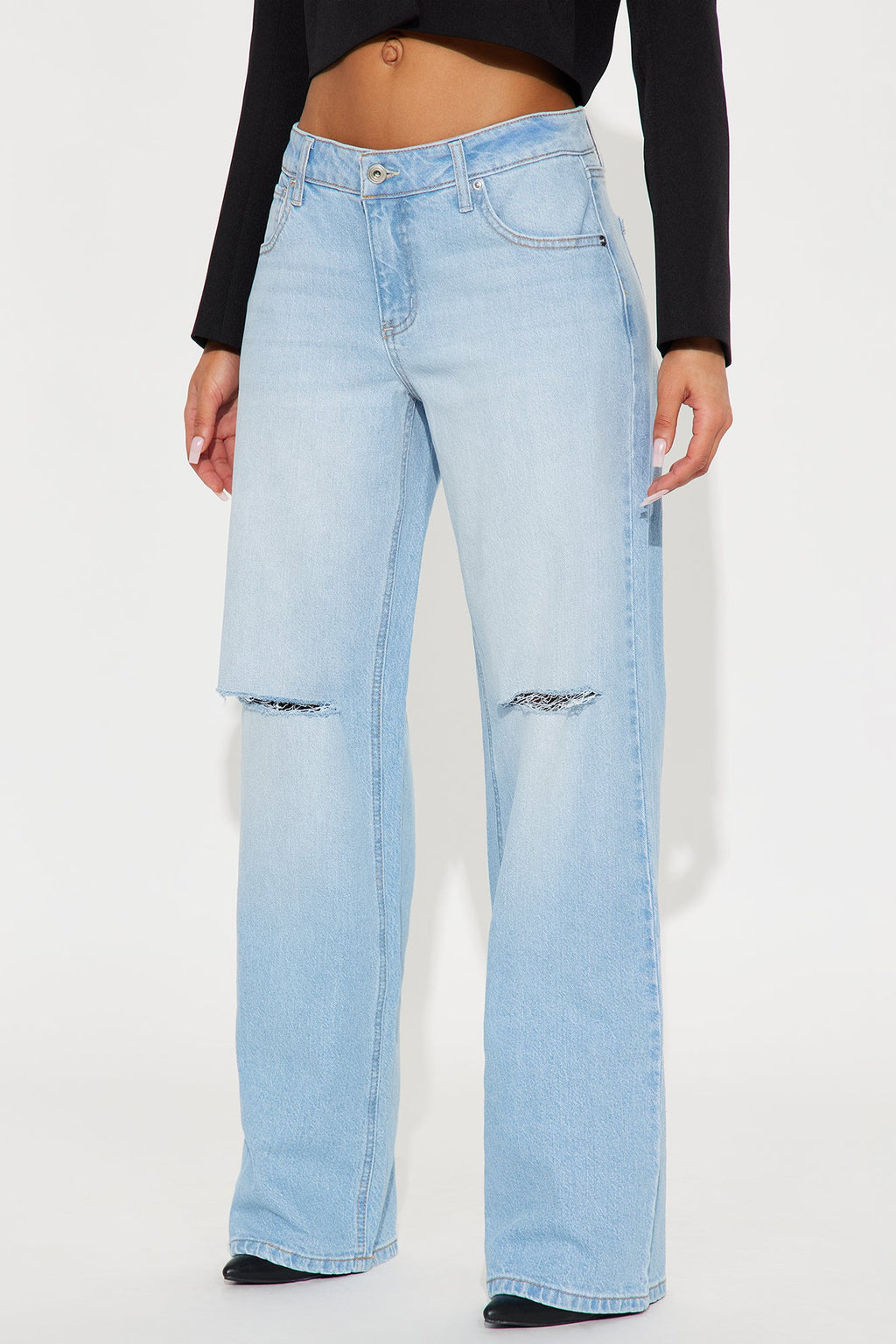 Alvie Ripped Straight Leg Jeans - Light Wash