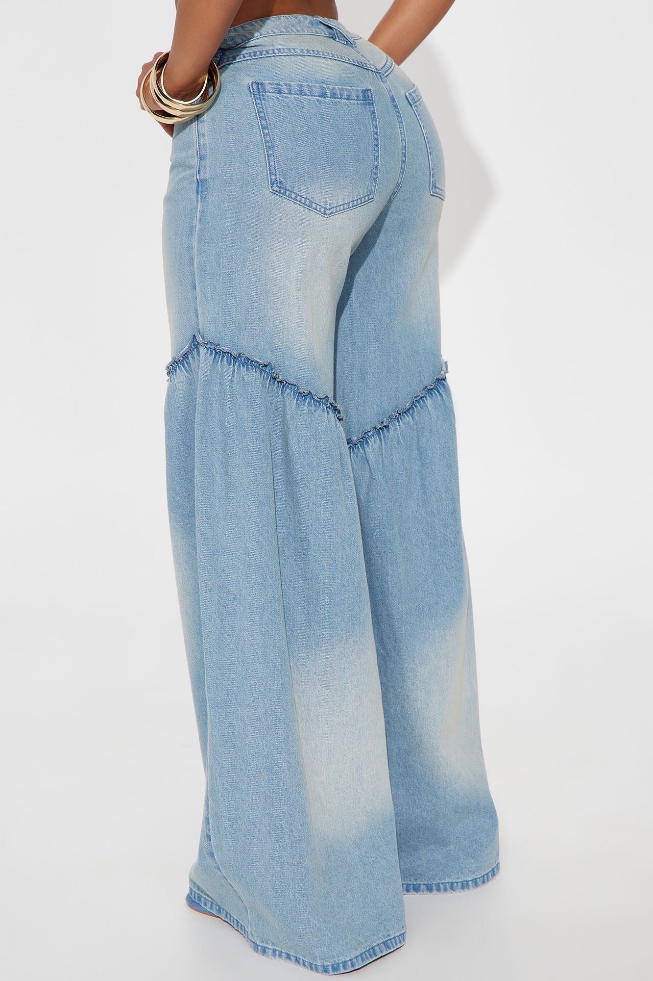 Baja Babe Seaming Wide Leg Jeans - Light Wash