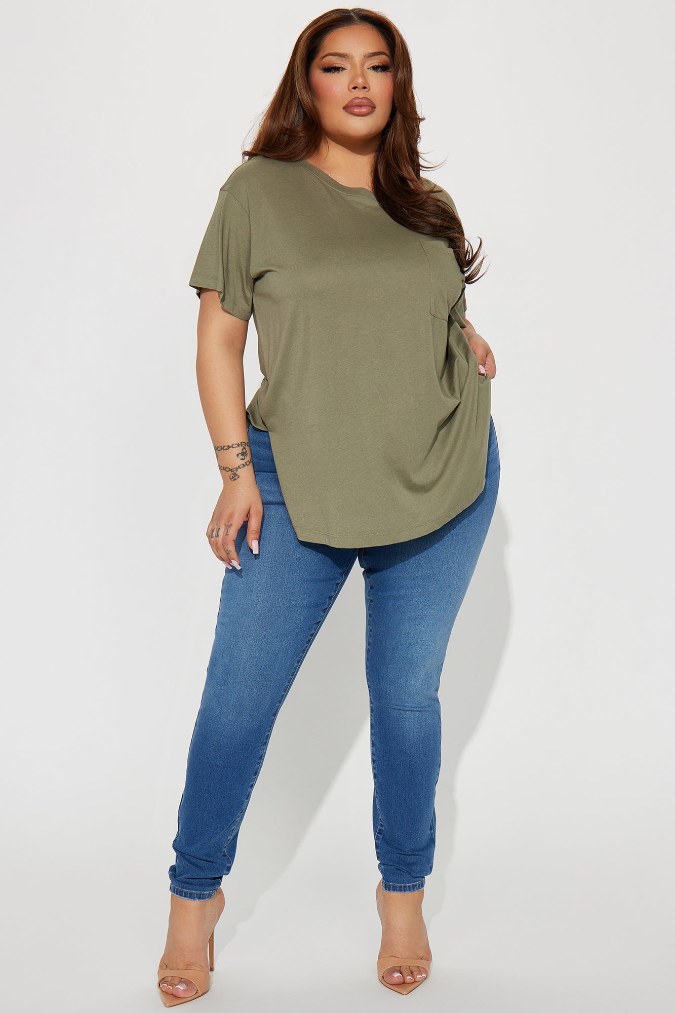 Laid Back Chillin' Pocket Tee - Olive