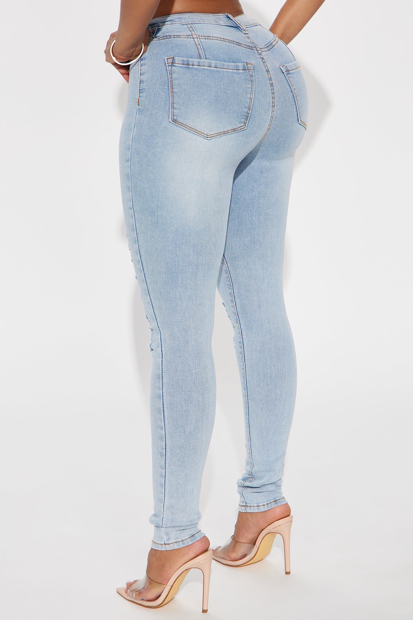 Simply Stunning Booty Lifting Ripped Skinny Jeans - Light Wash