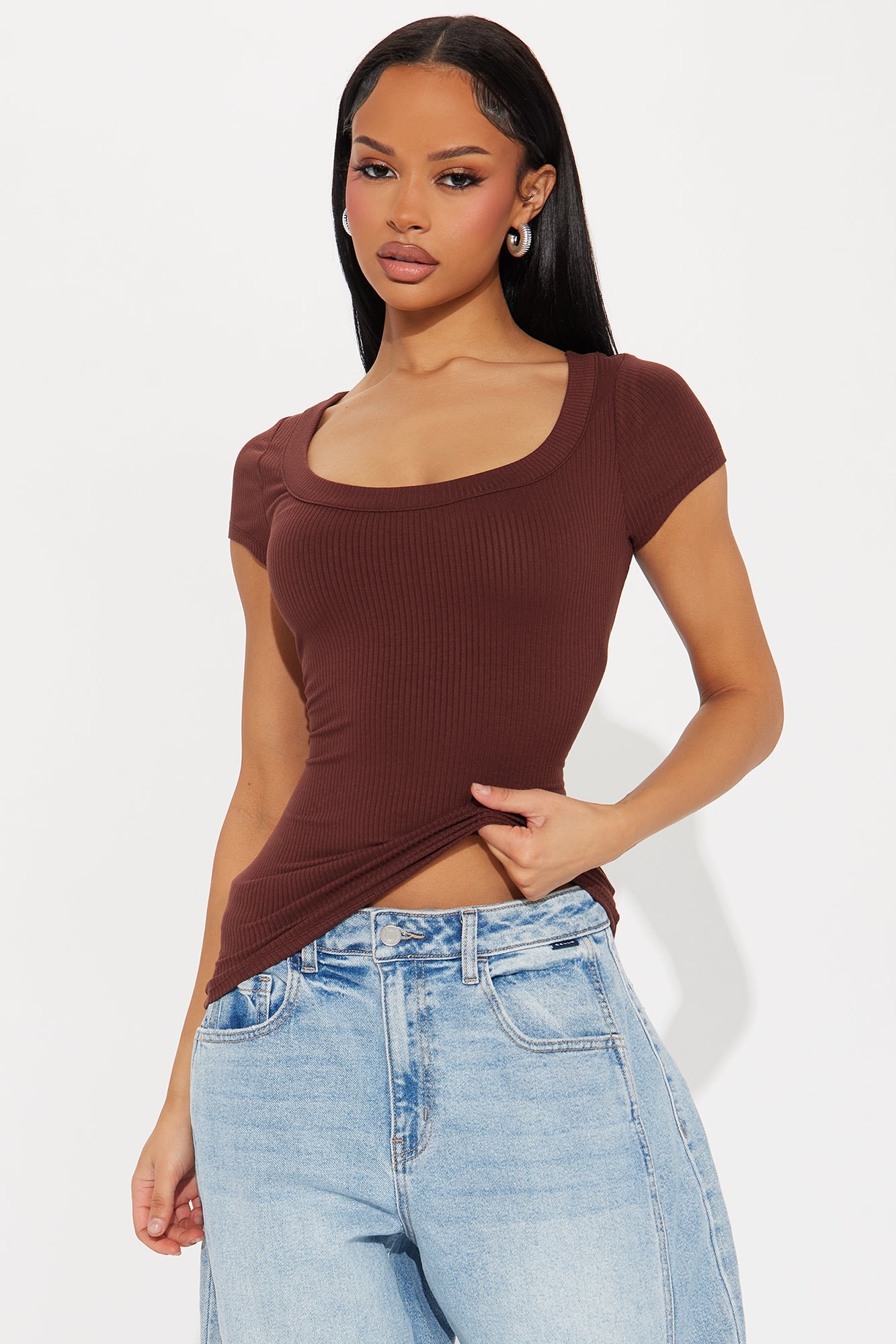 Simple Things Round Neck Tee - Burgundy
