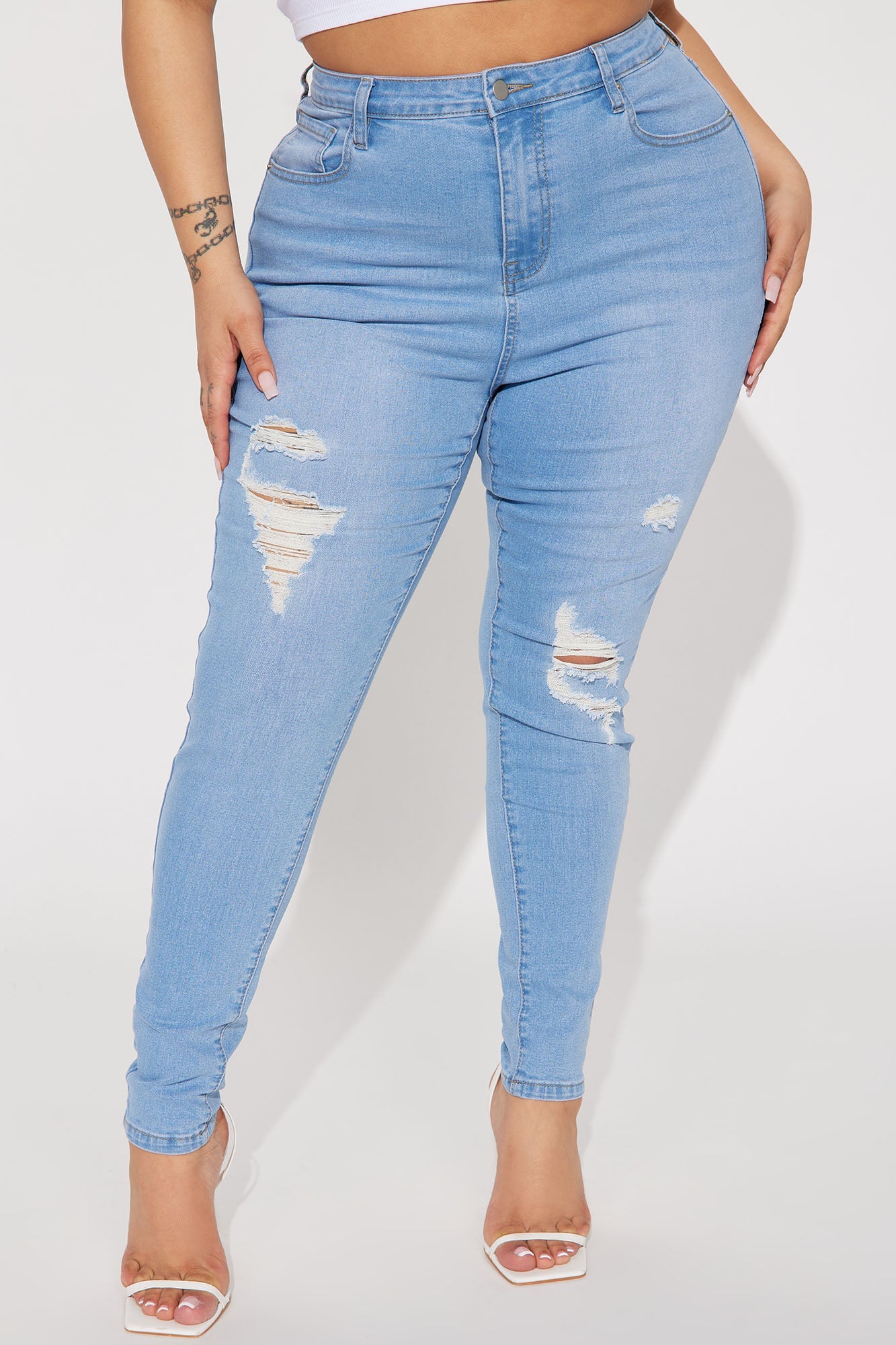 Dakota Ripped High Rise Stretch Skinny Jeans - Light Wash