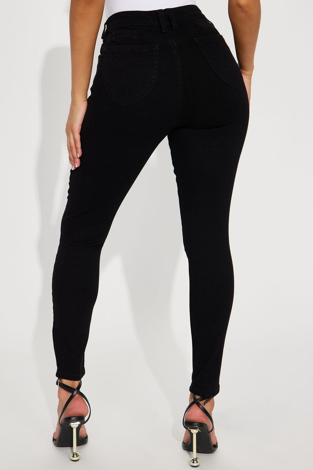Can't Believe It! Booty Shaping Skinny Jeans - Black
