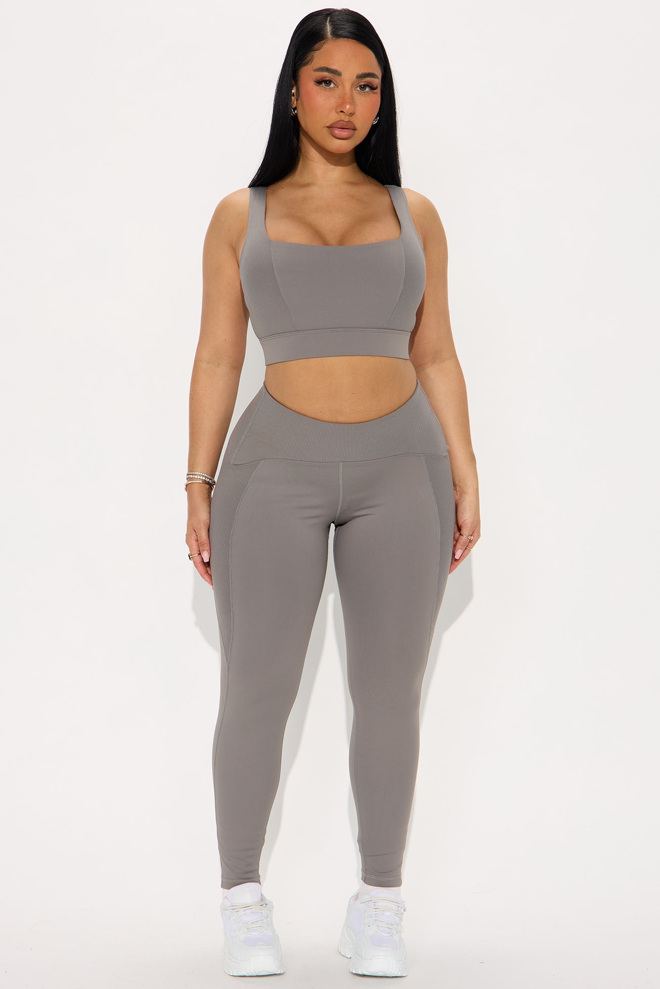 Everyday Gains Sports Bra - Charcoal