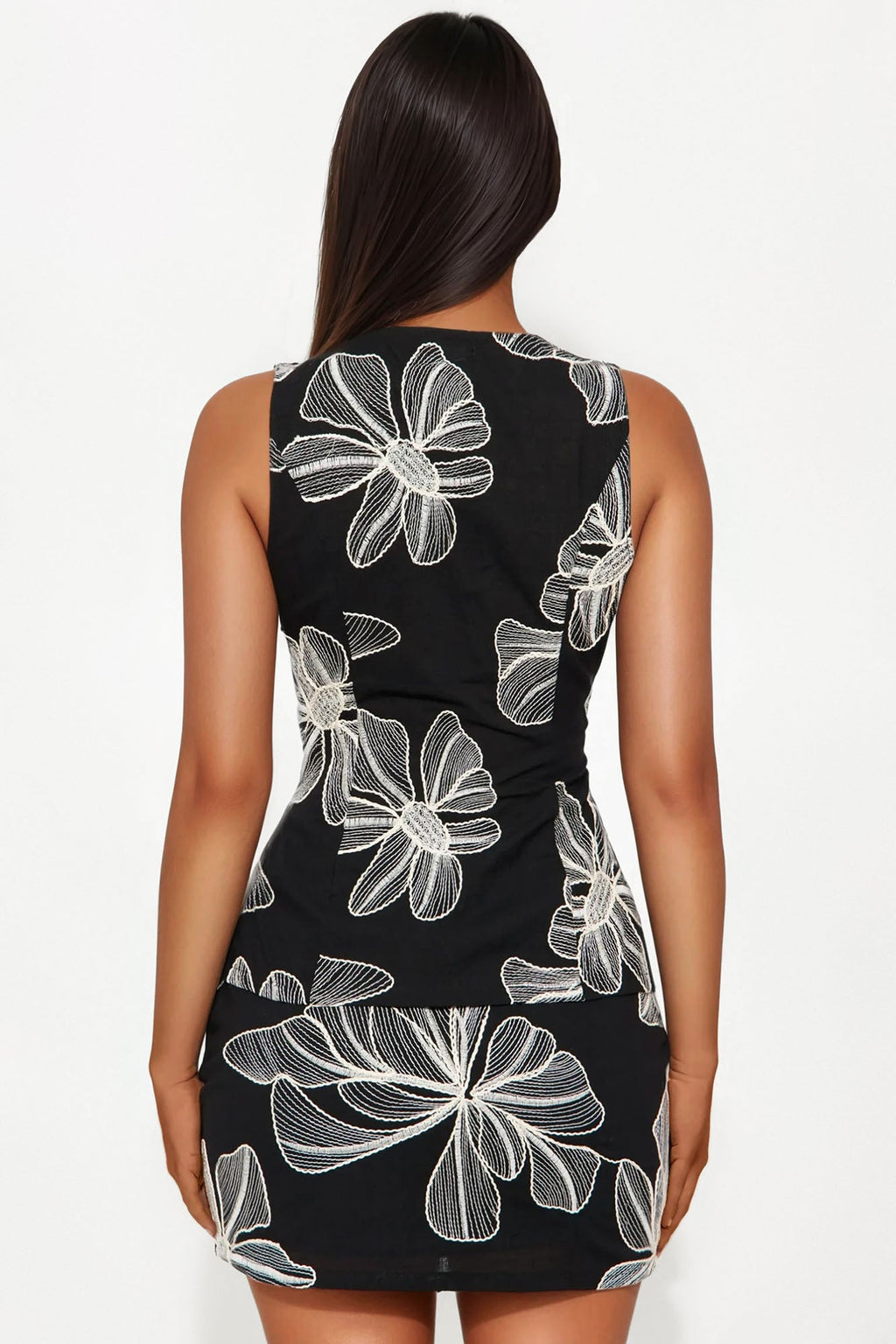 Lia Embroidered Floral Mini Skirt Set - Black